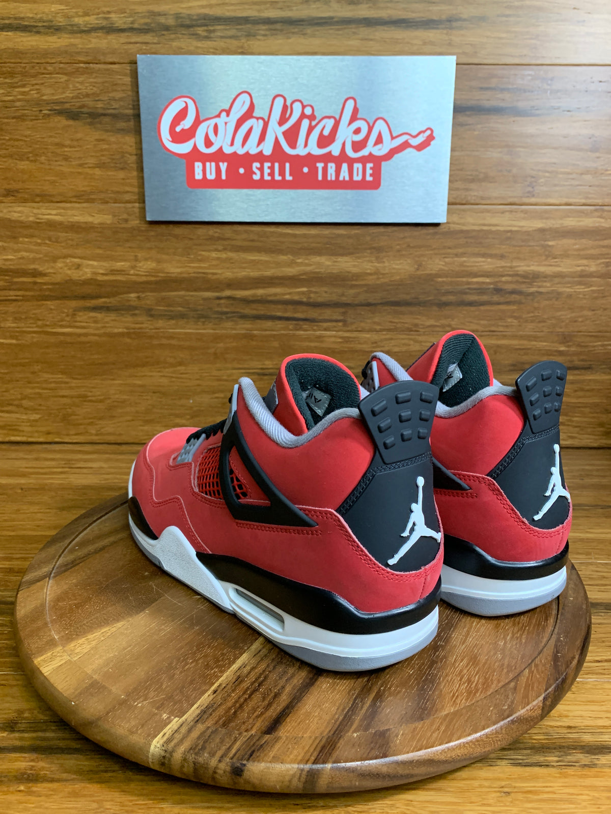 Jordan 4 Retro Toro Bravo (2026)