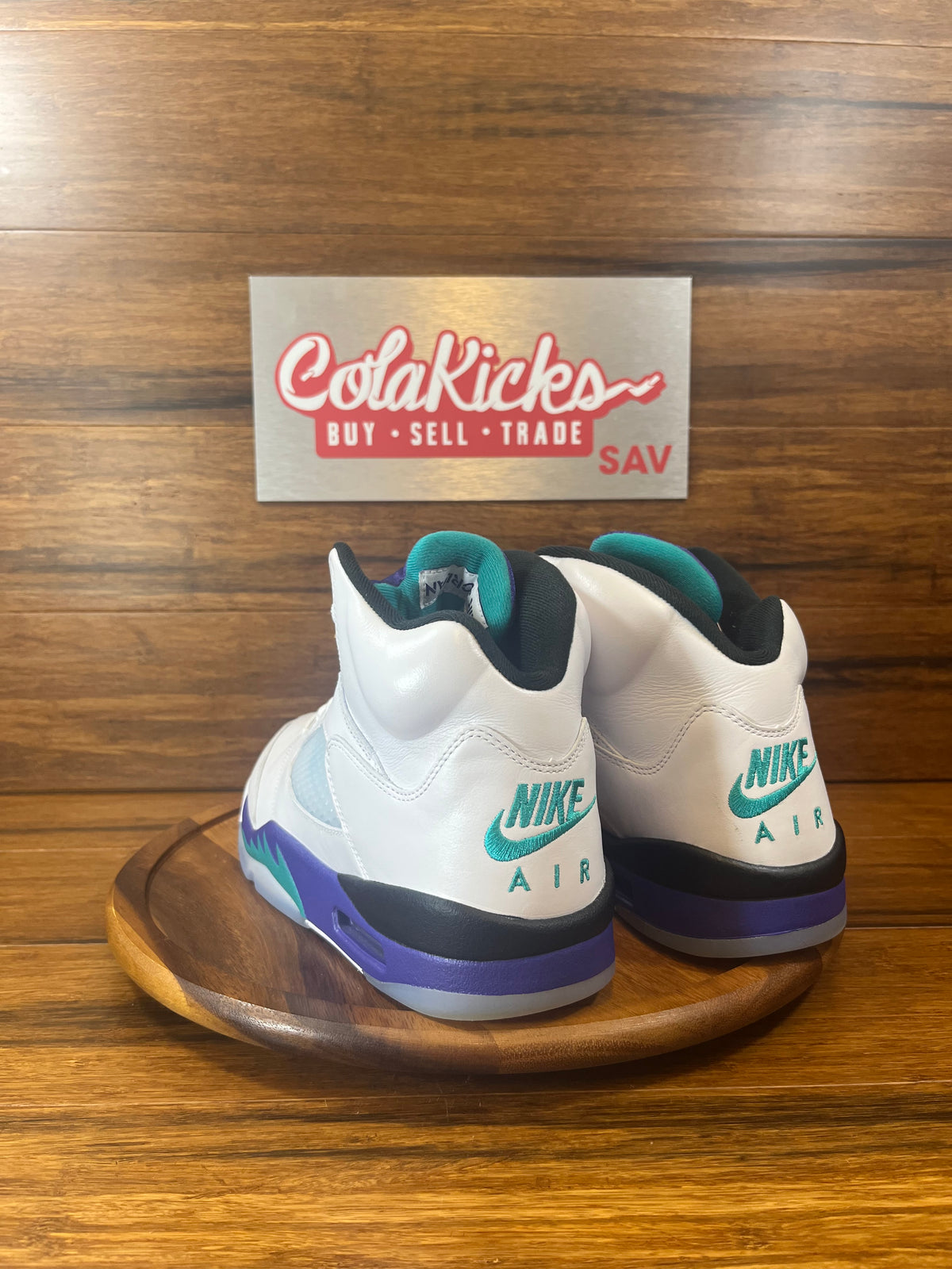 Jordan 5 Retro Grape (2025)