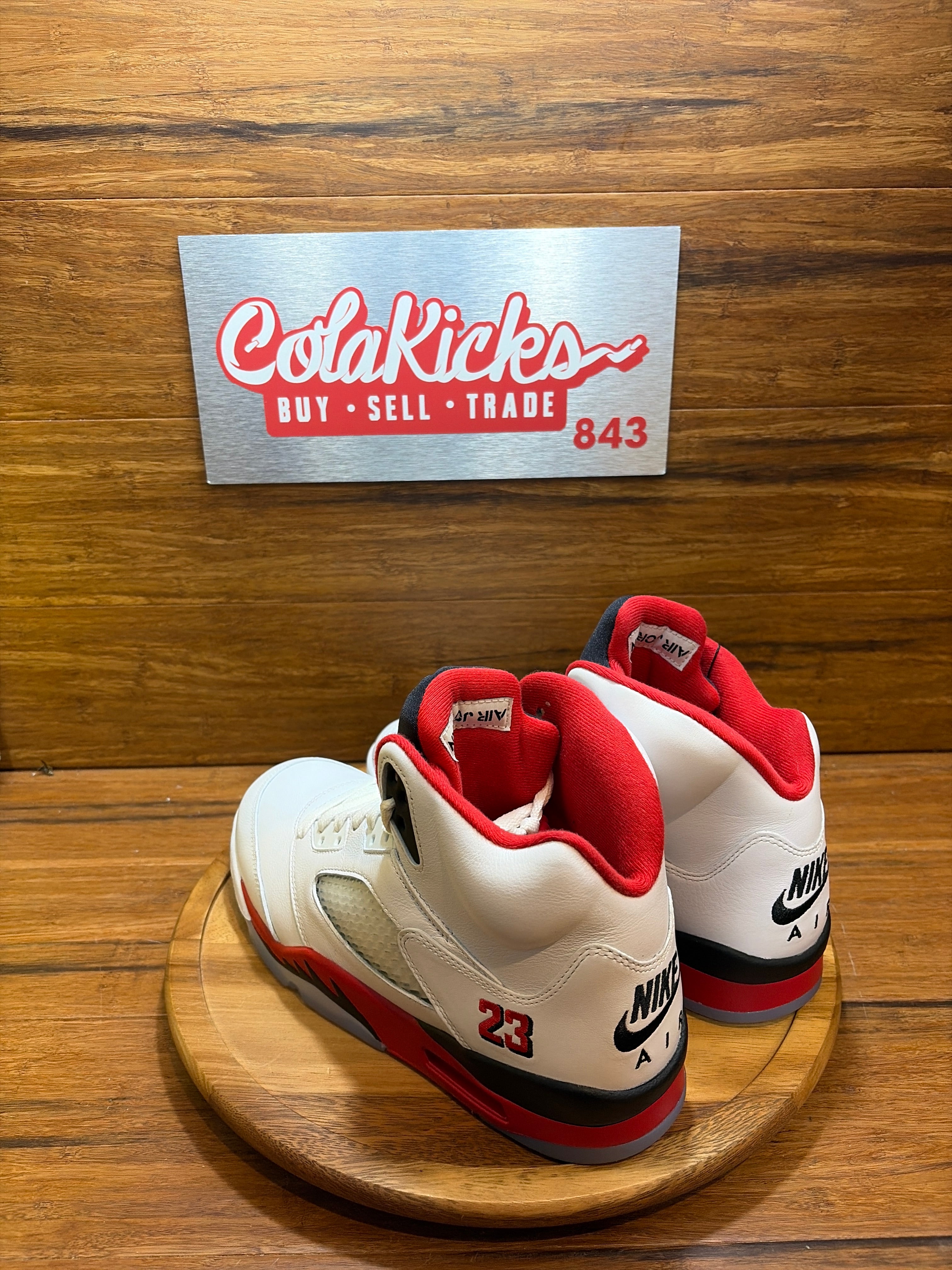 Jordan 5 Retro Fire Red Black Tongue (2025)