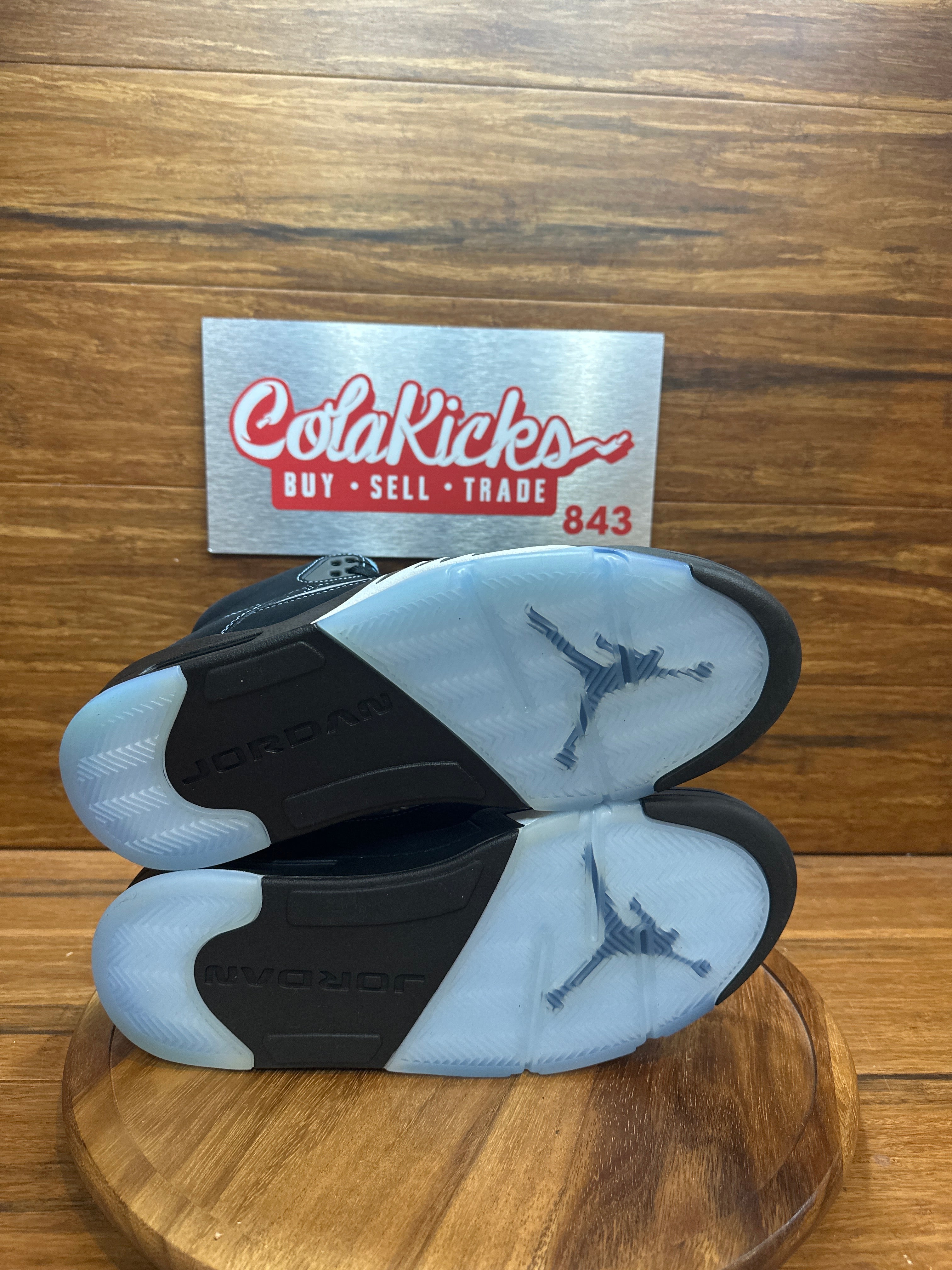 Jordan 5 Retro Black University Blue (2026)