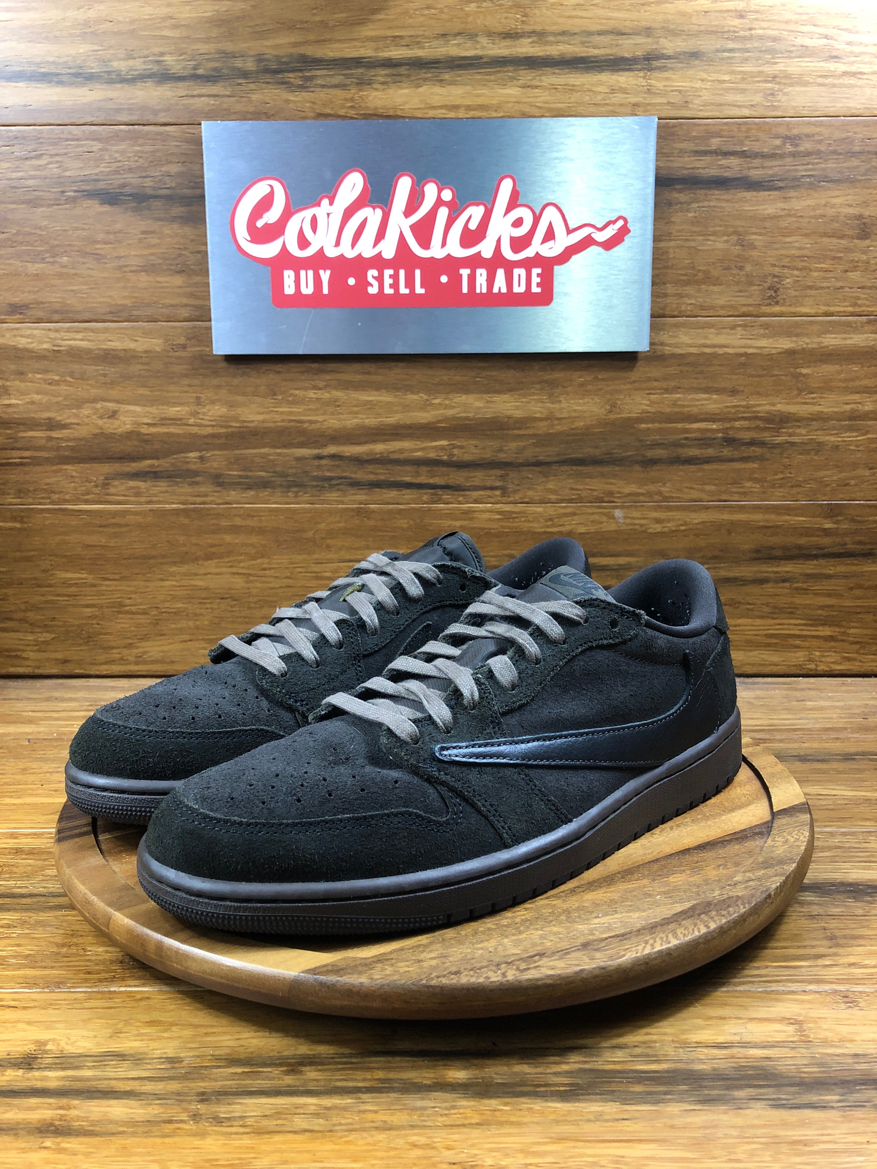 Jordan 1 Retro Low OG SP Travis Scott Velvet Brown