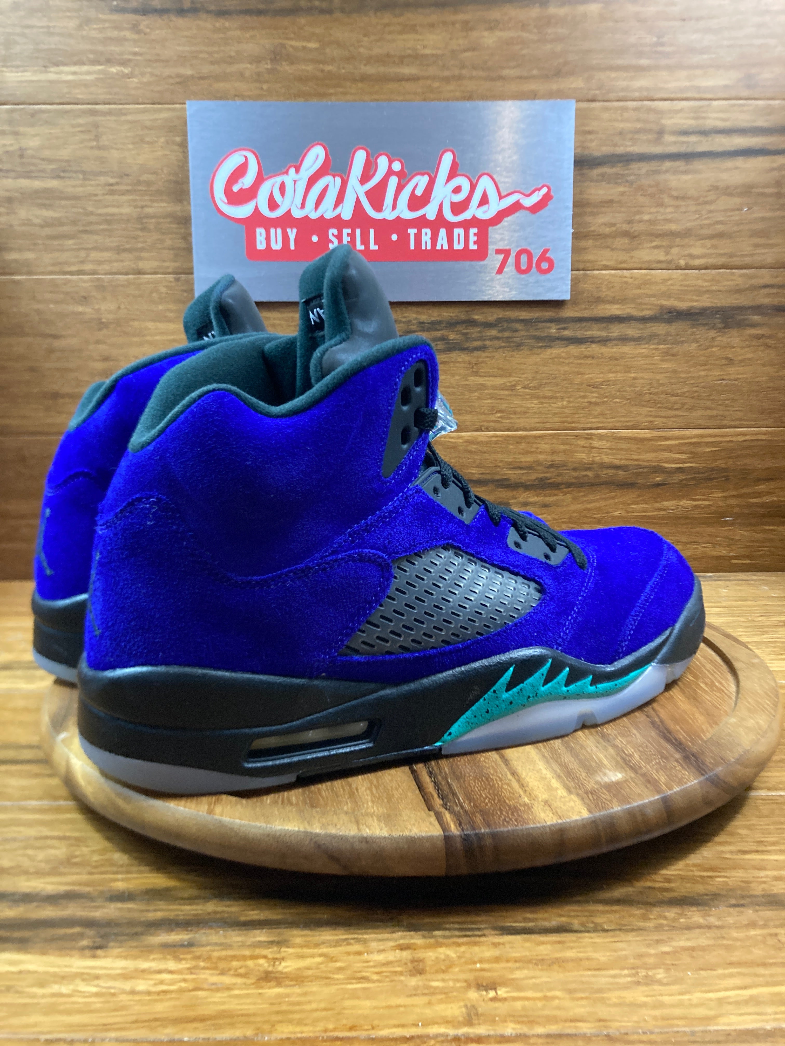 Jordan 5 Retro Alternate Grape