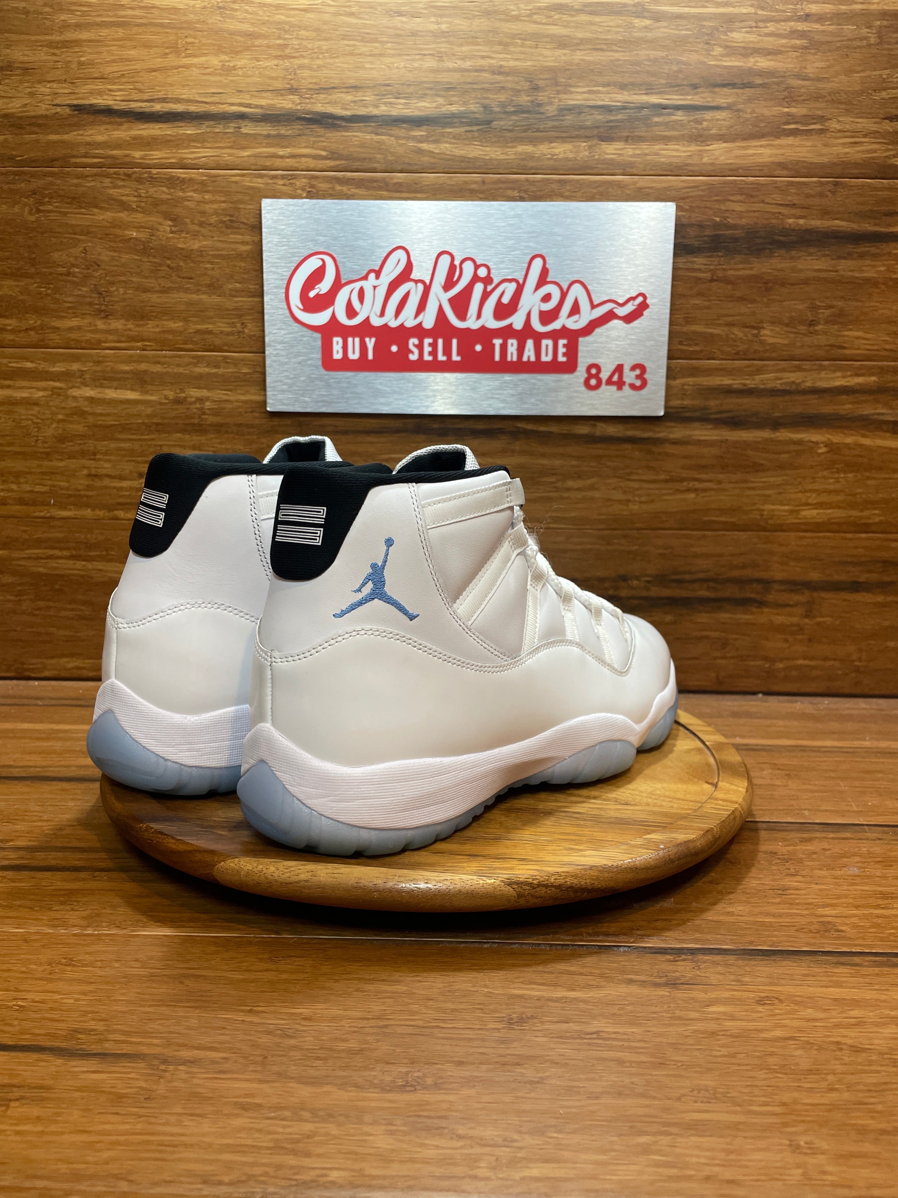 Jordan 11 Retro Legend Blue (2024)
