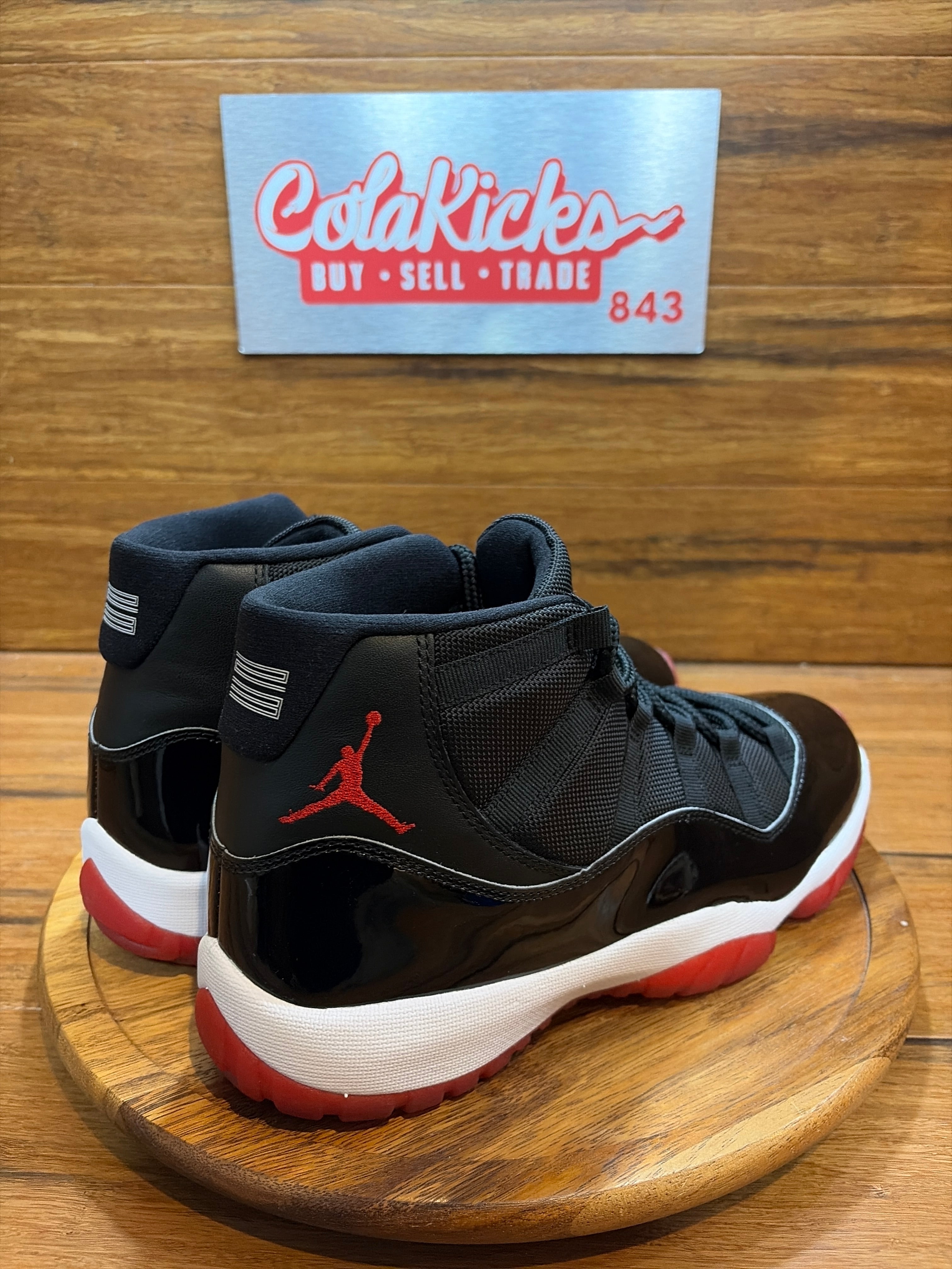 Jordan 11 Retro Playoffs Bred (2019)