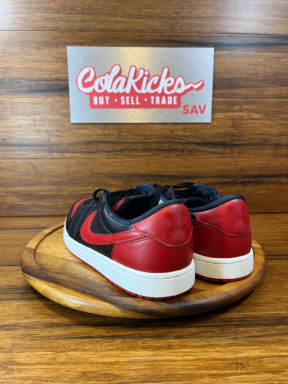 Jordan 1 Retro Low OG Banned