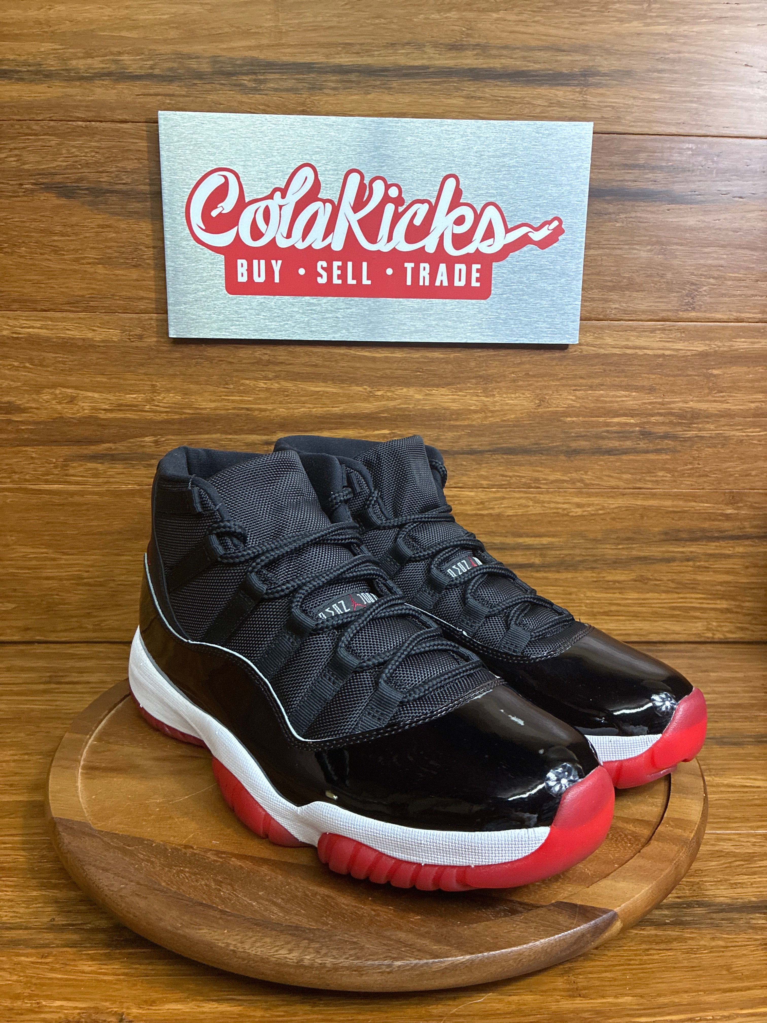 Jordan 11 Retro Playoffs Bred (2019)