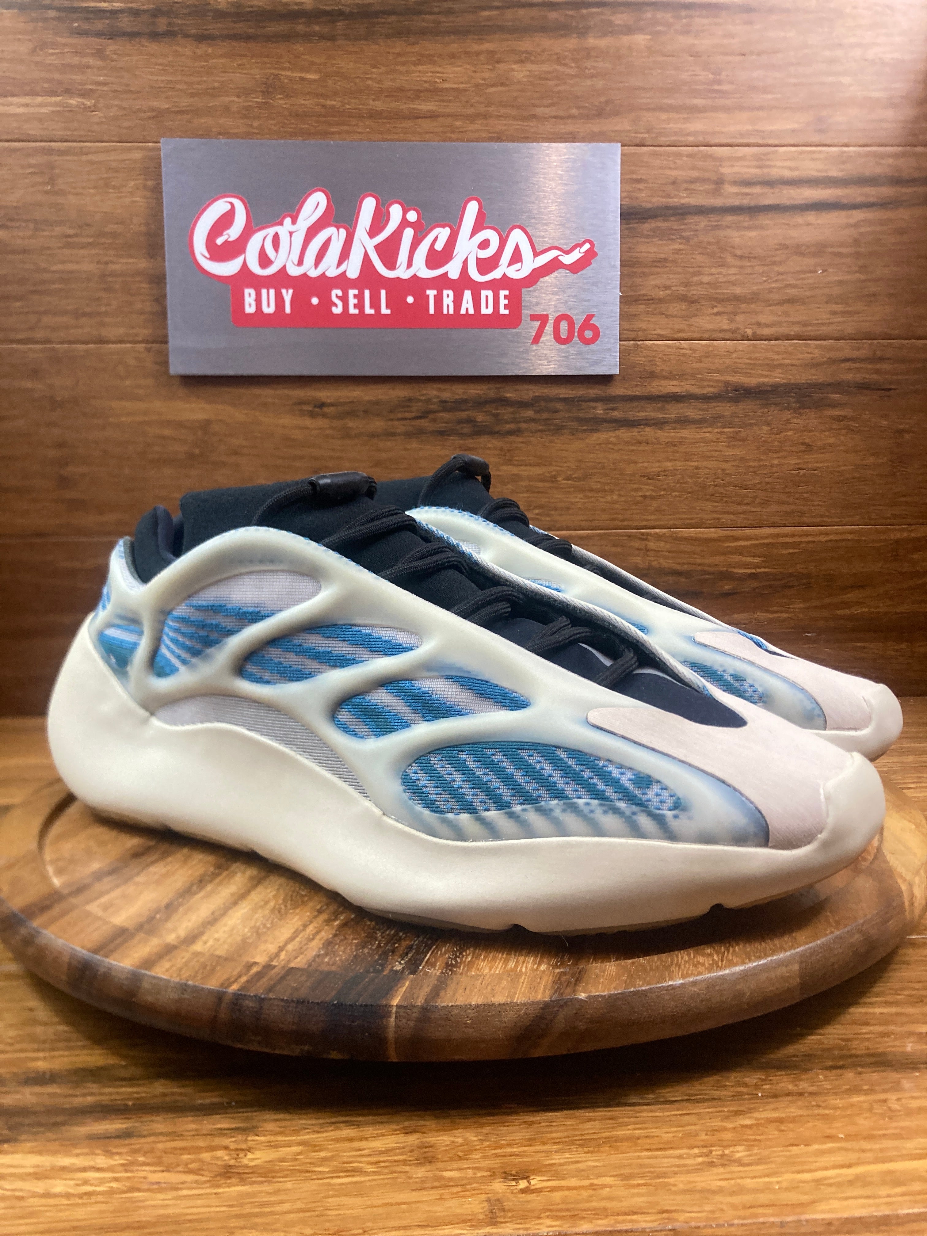 adidas Yeezy 700 V3 Kyanite