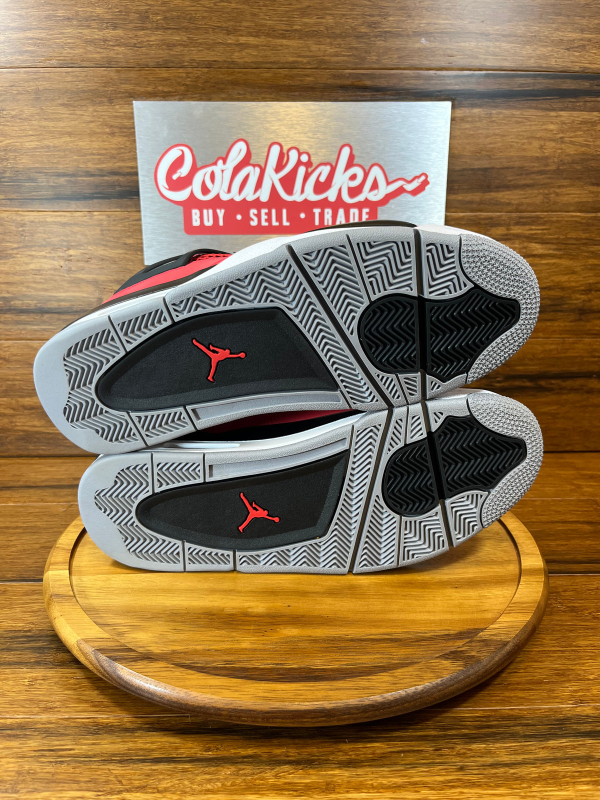 Jordan 4 Retro Toro Bravo (2026)