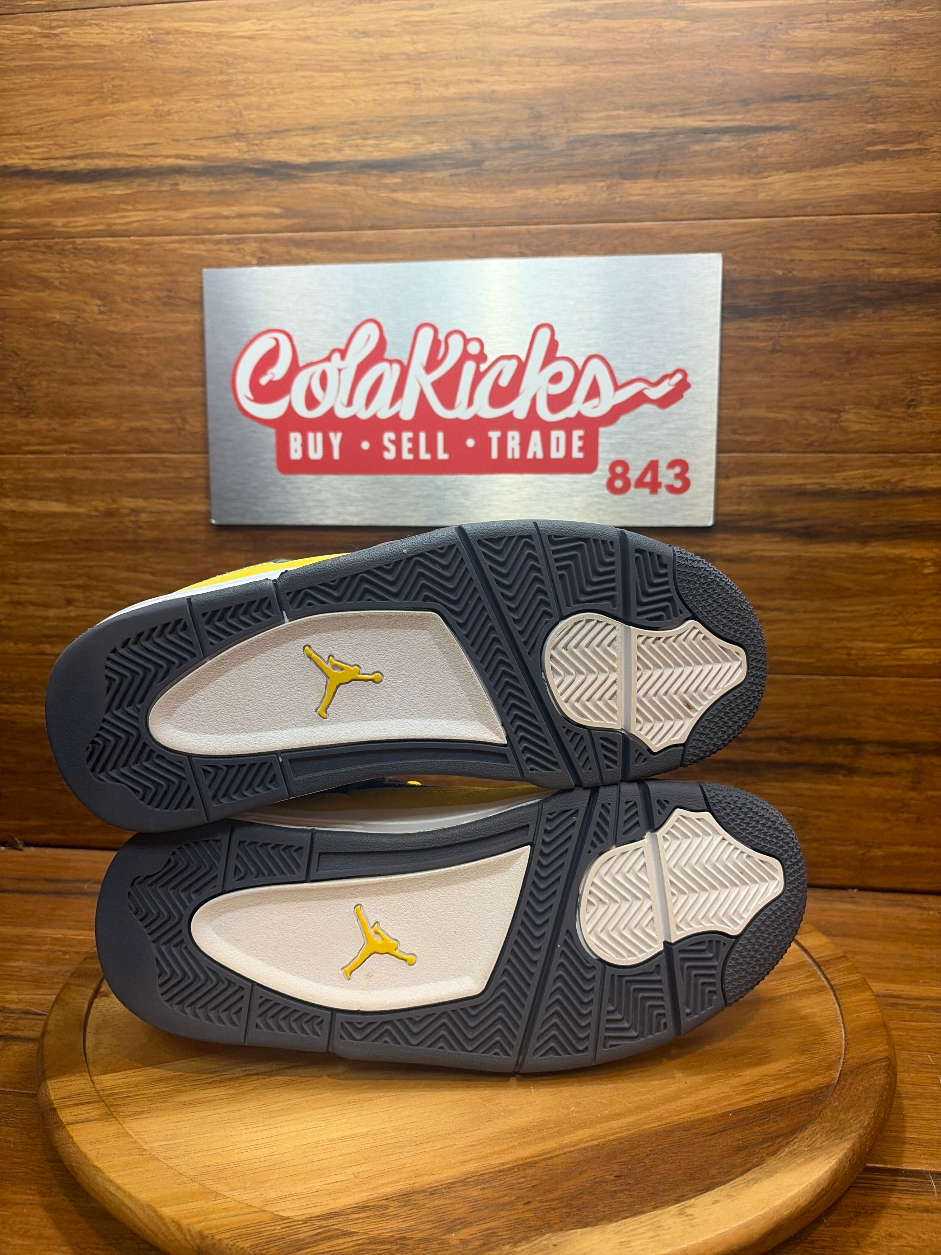 Jordan 4 Retro Lightning (2021) (GS)