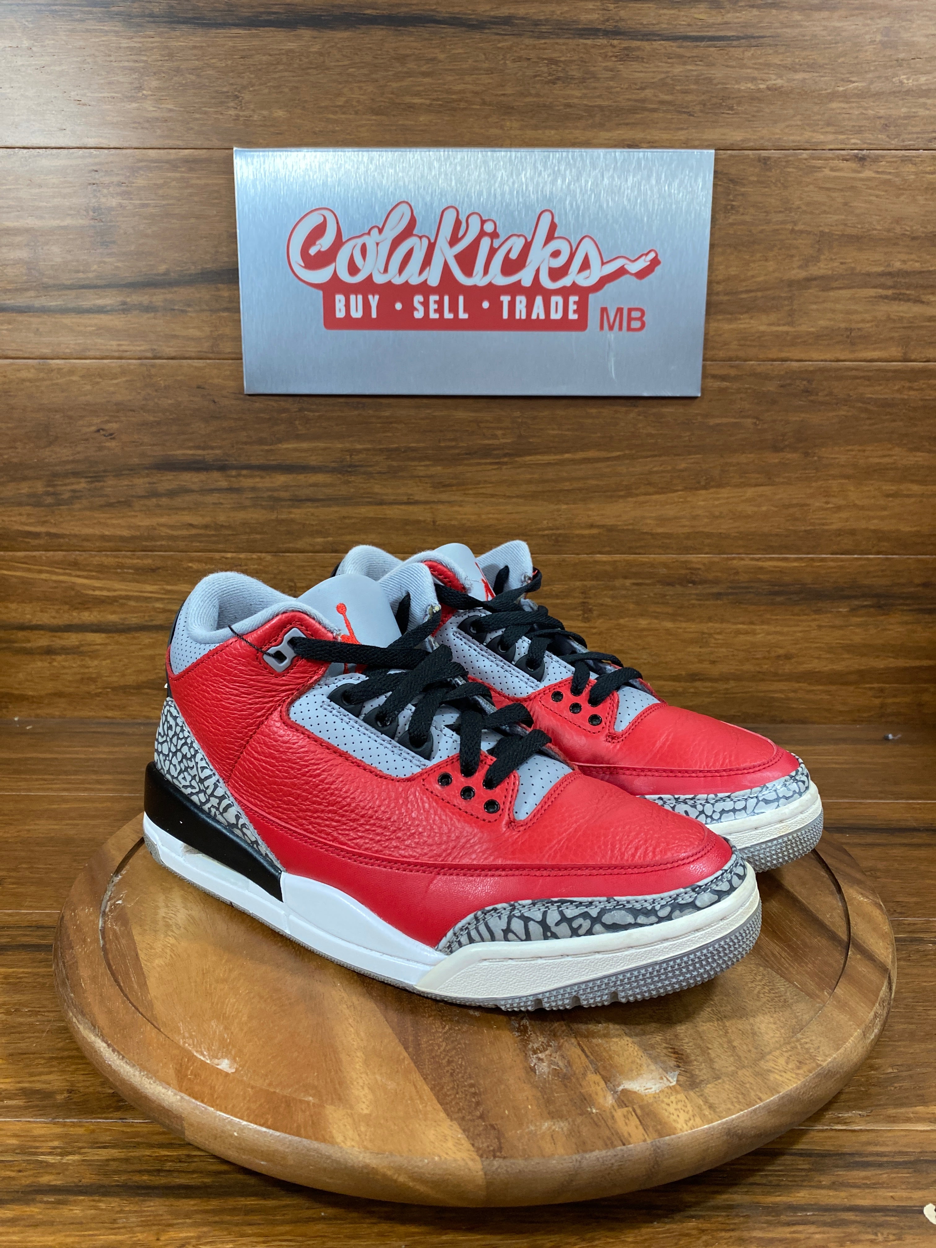 Jordan 3 Retro SE Unite