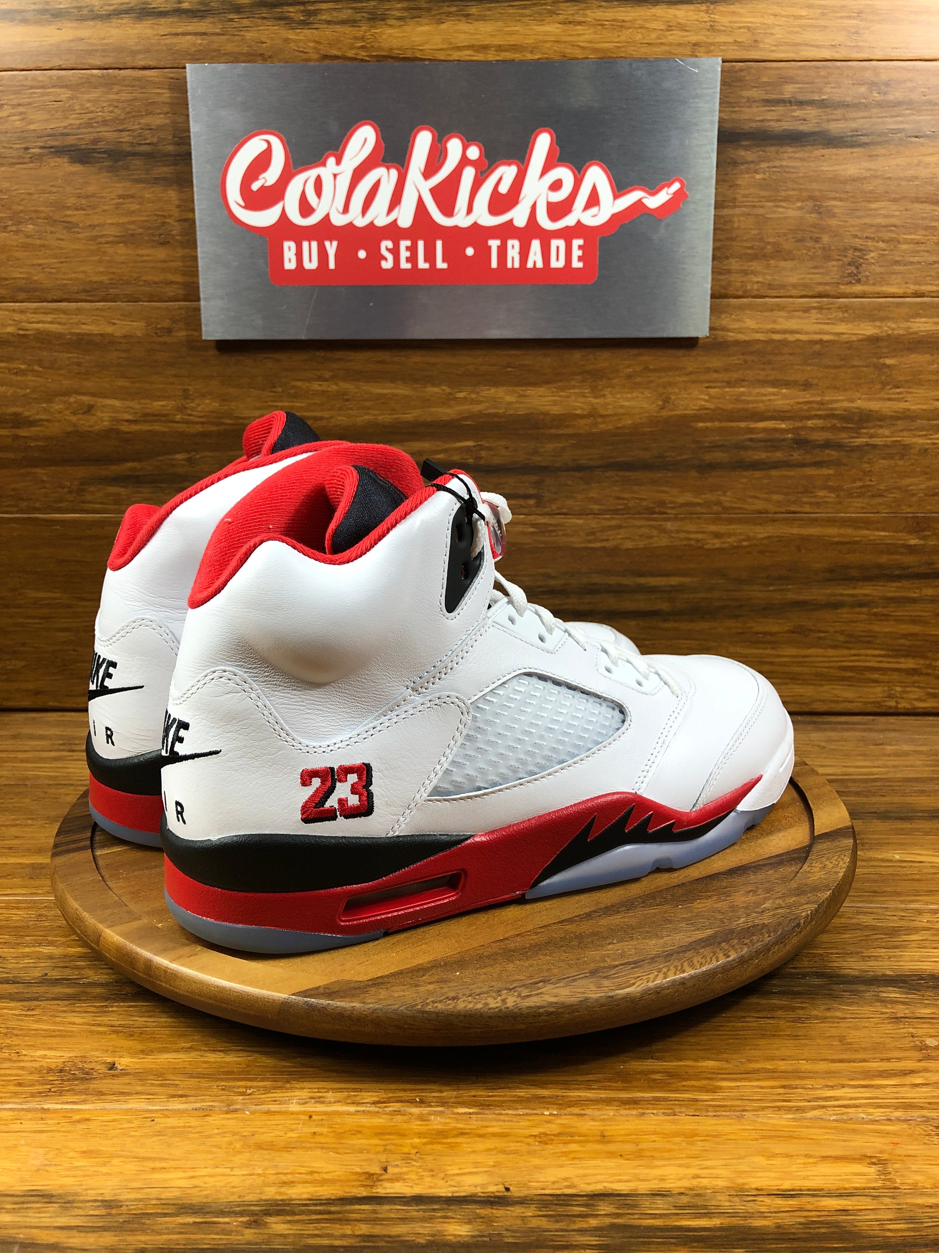 Jordan 5 Retro Fire Red Black Tongue (2025)