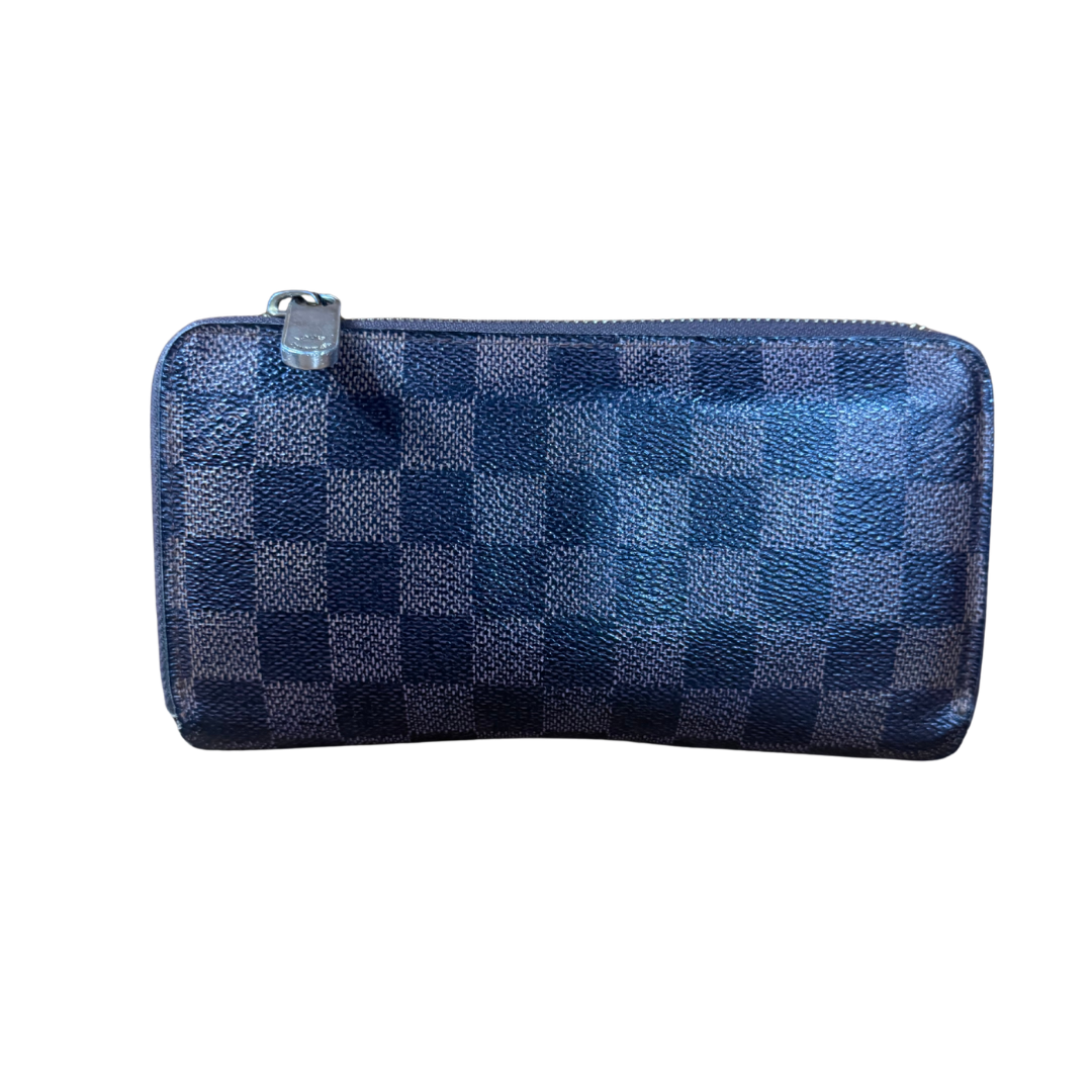 Louis Vuitton Damier Zip Wallet