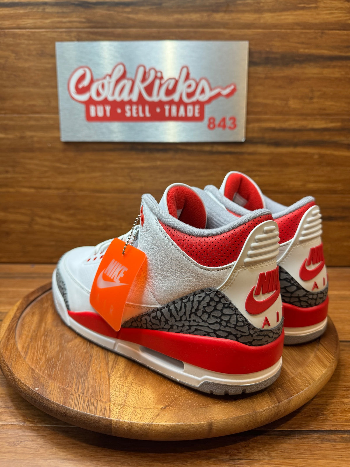Jordan 3 Retro Fire Red (2022)