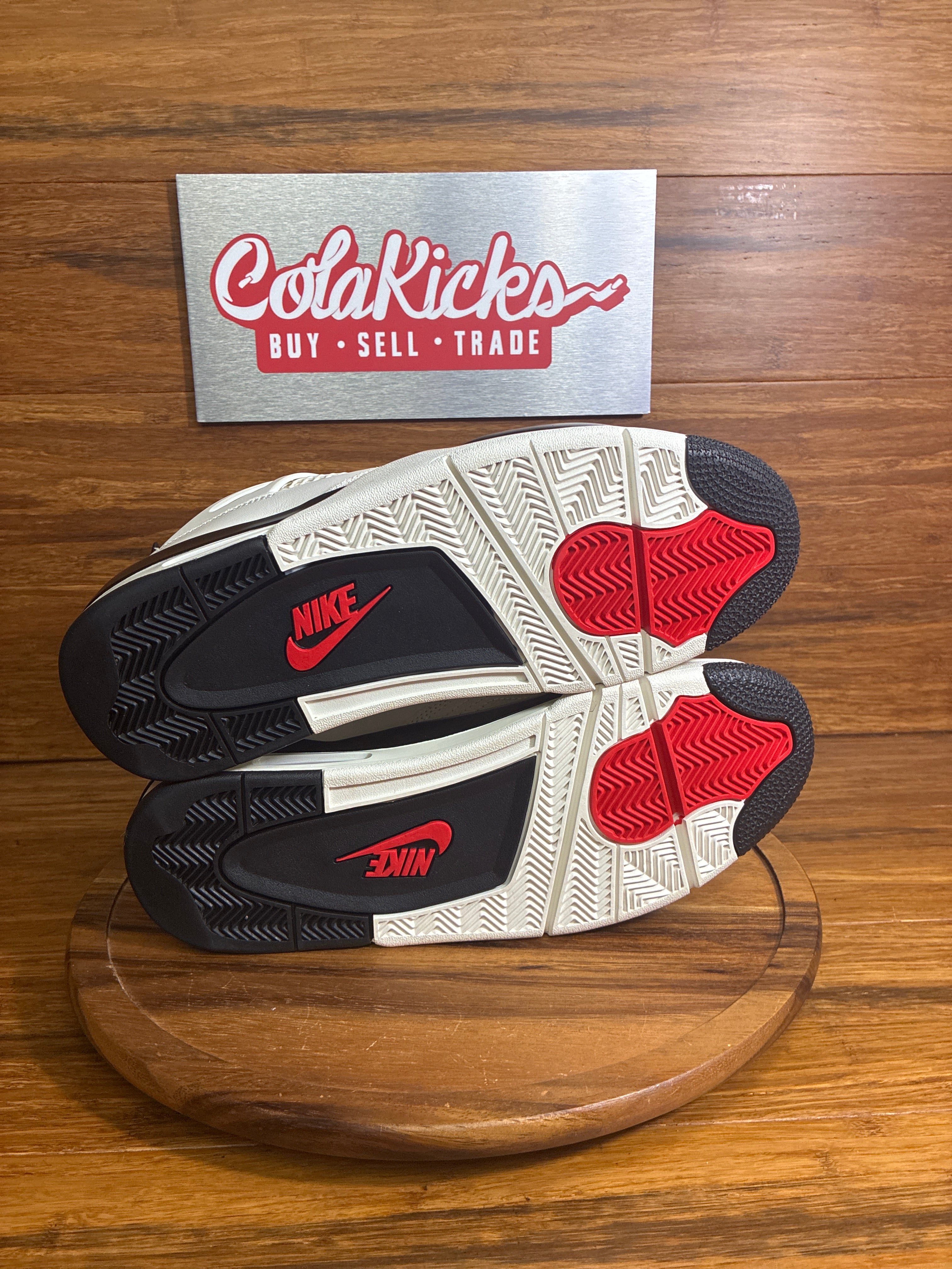 Jordan 4 Retro OG Flight Club