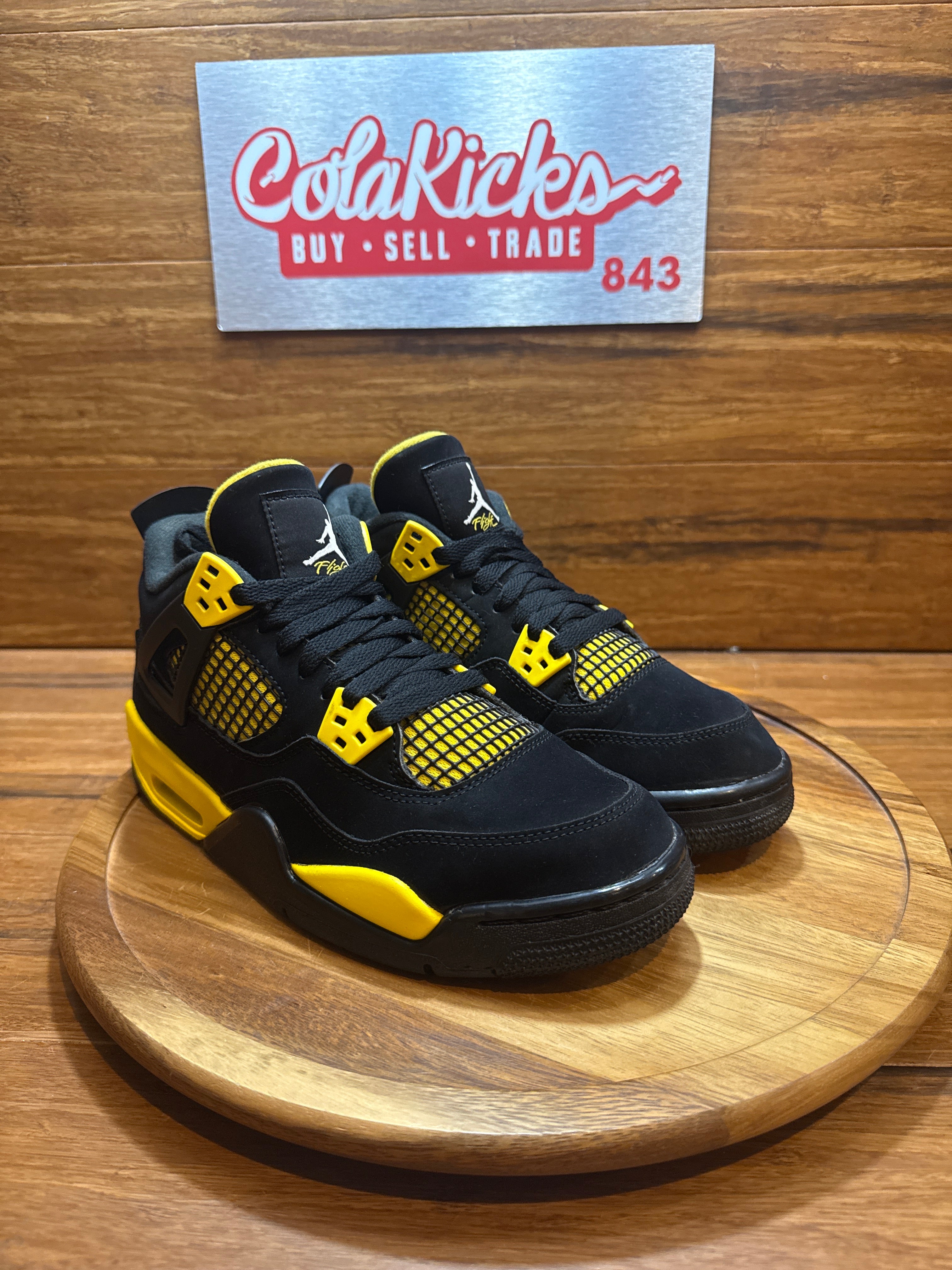 Jordan 4 Retro Thunder (2023) (GS)