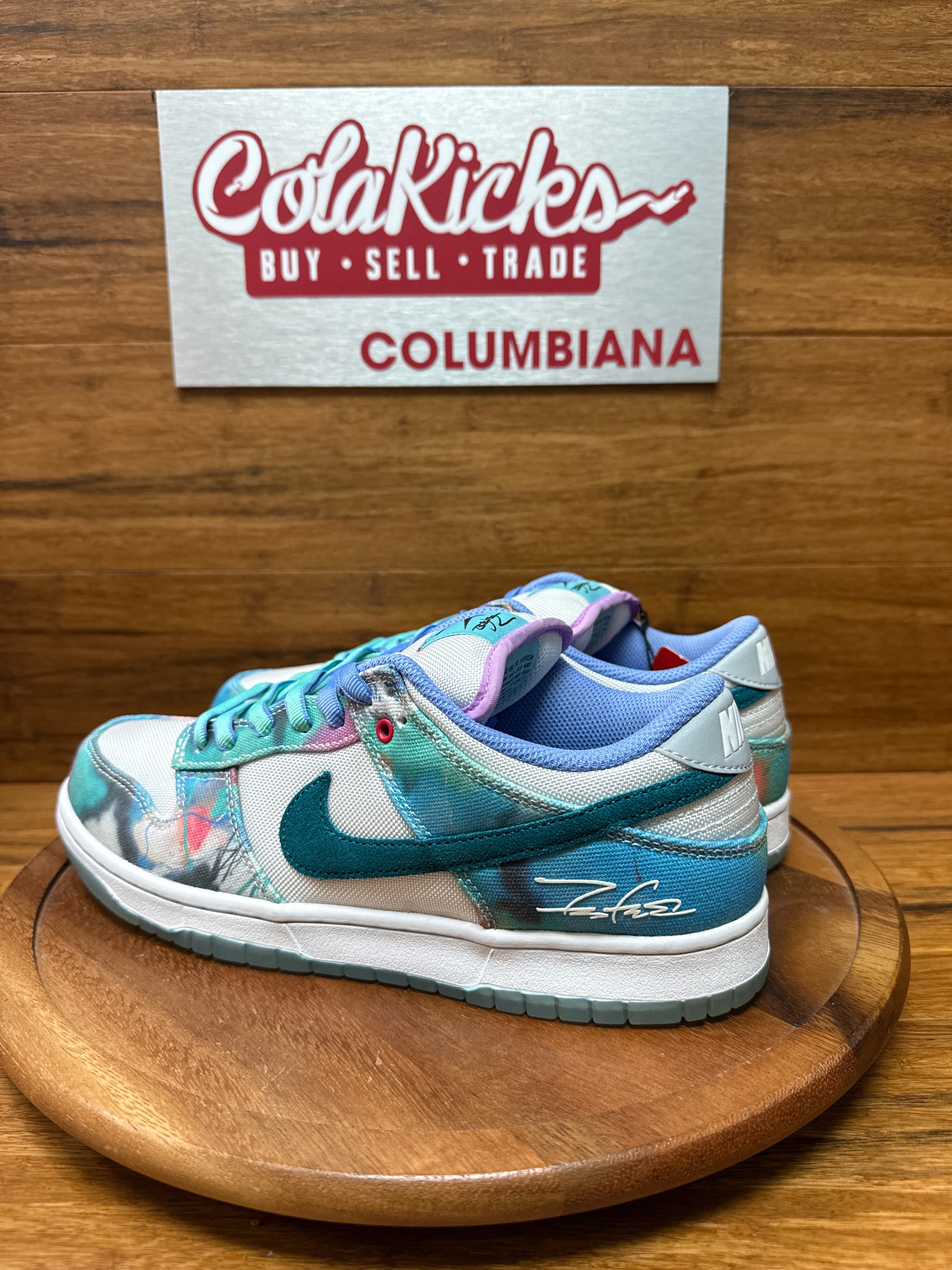 Nike SB Dunk Low Futura Laboratories Bleached Aqua