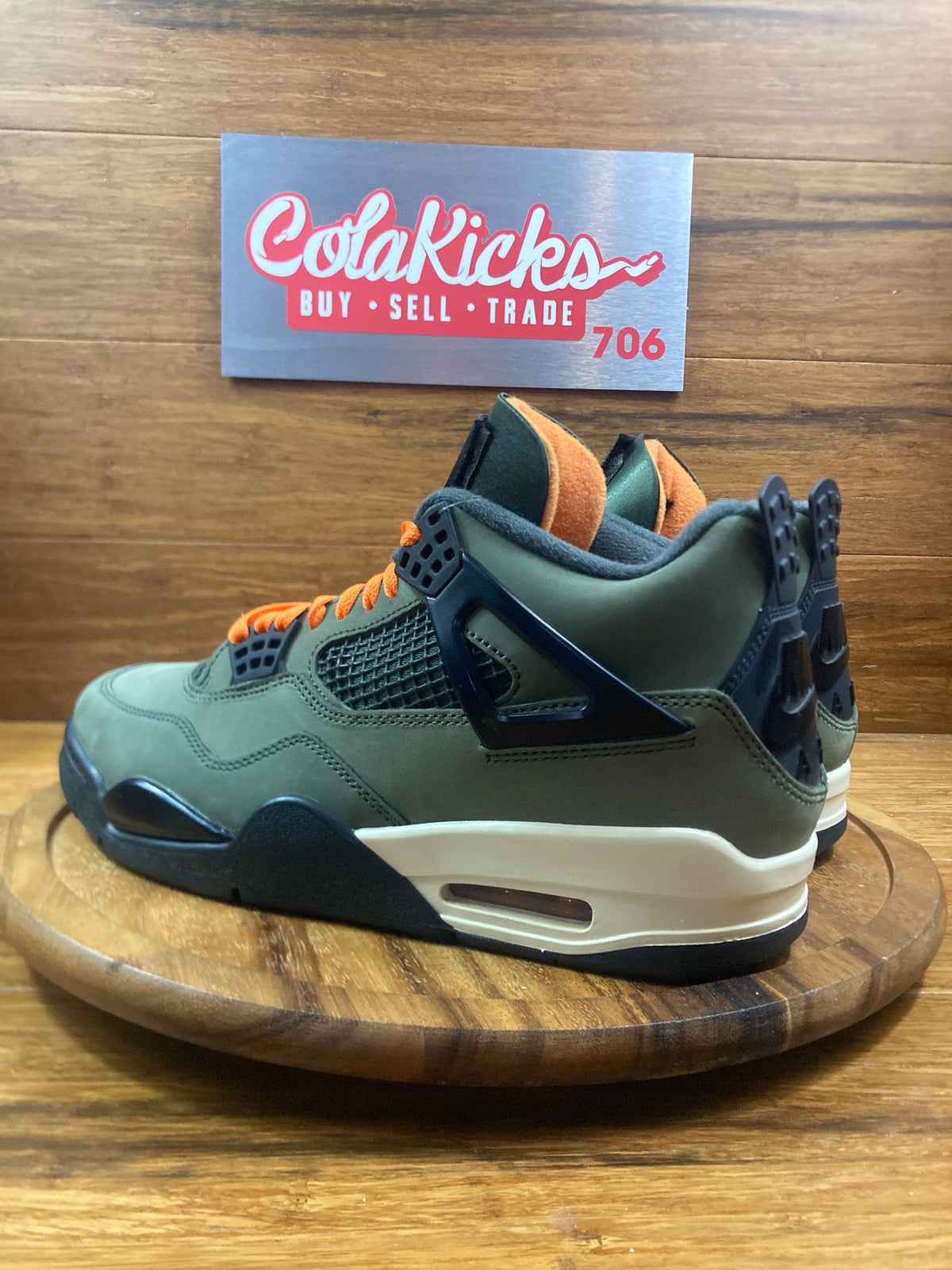 Jordan 4 Retro OG SP Undefeated (2025)