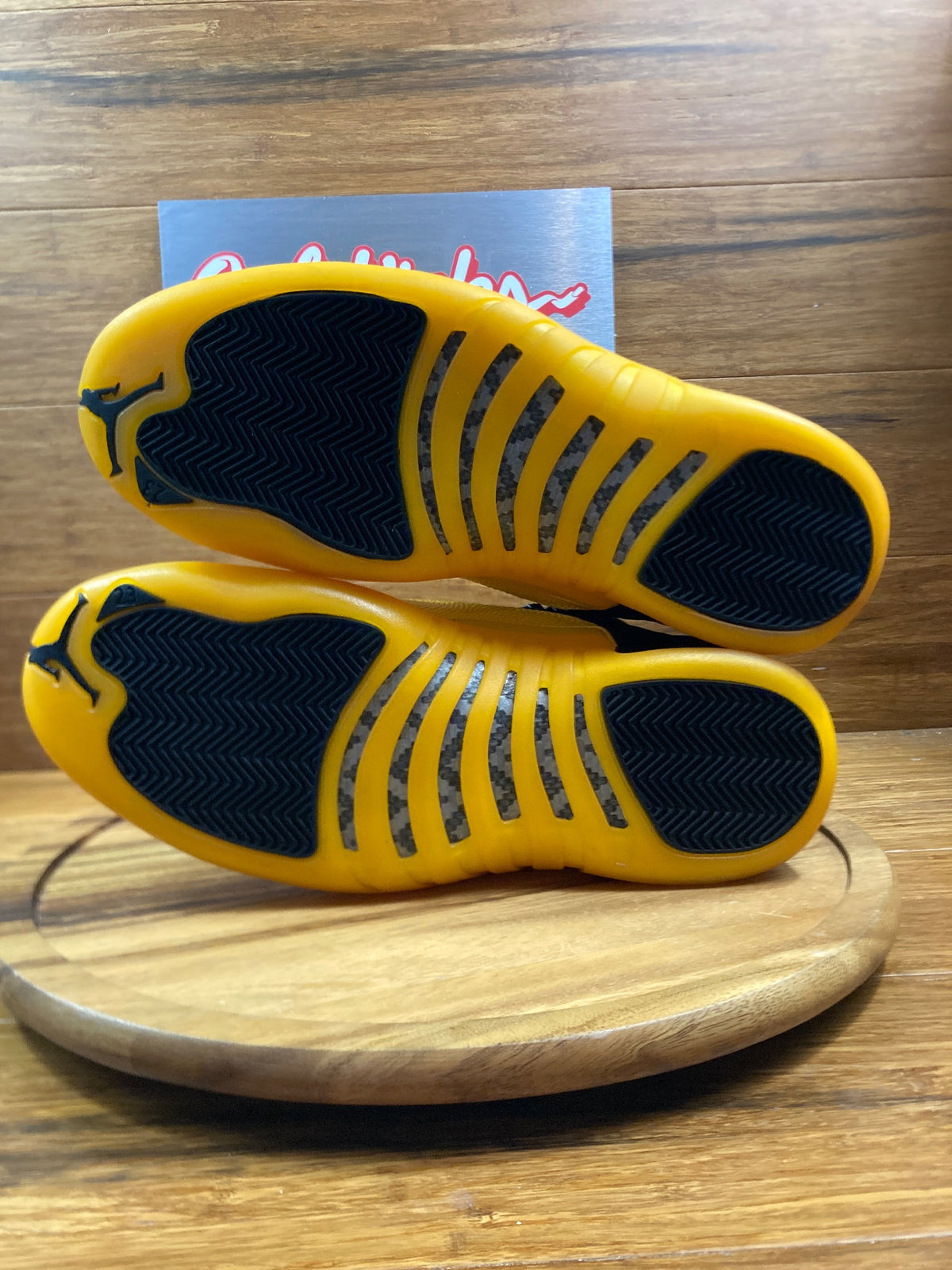 Jordan 12 Retro Black University Gold