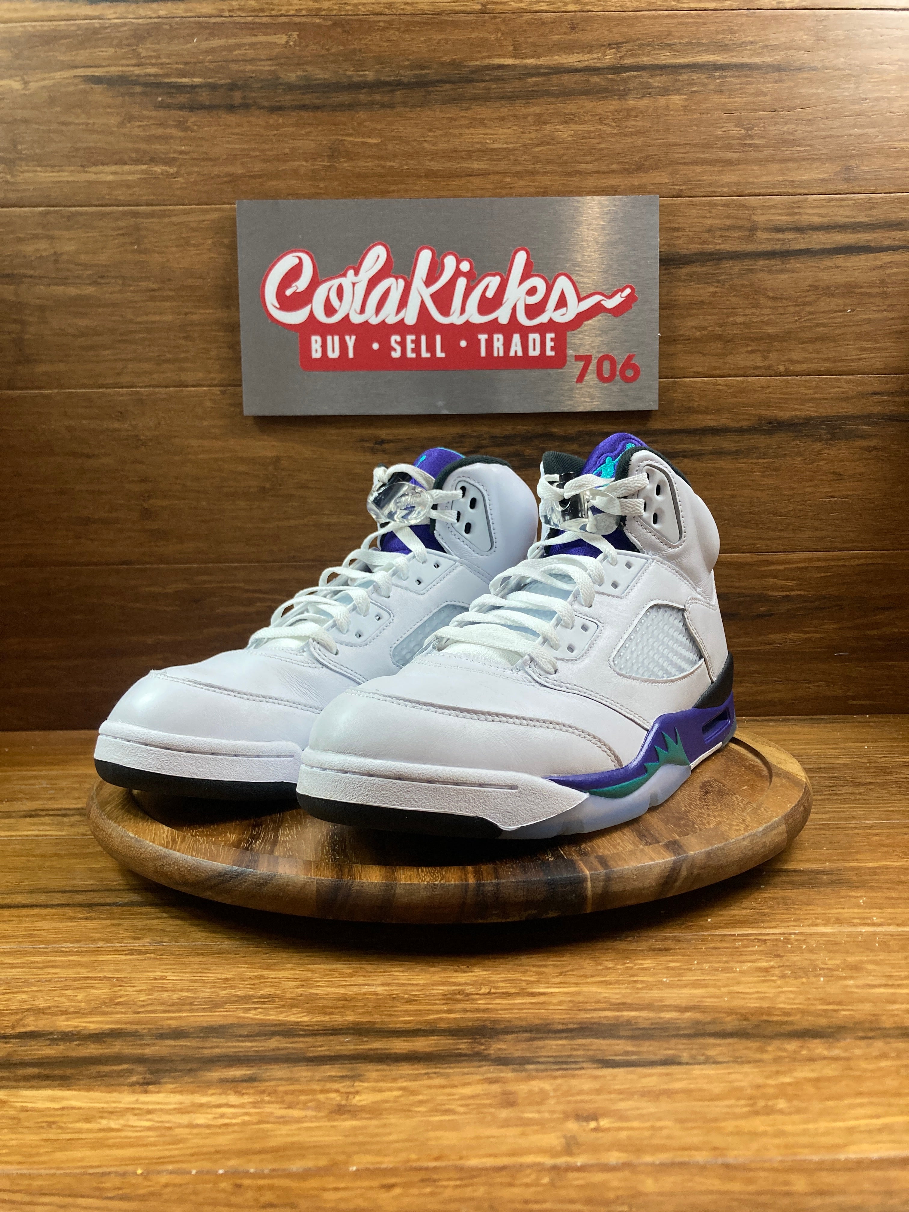 Jordan 5 Retro Grape (2025)