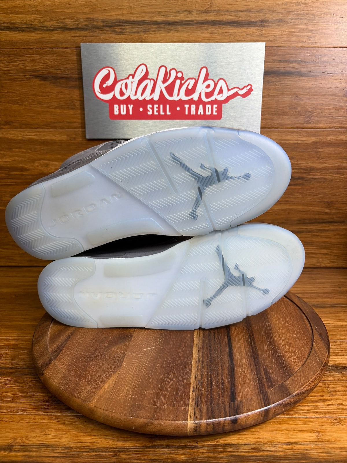 Jordan 5 Retro Wolf Grey (2026)