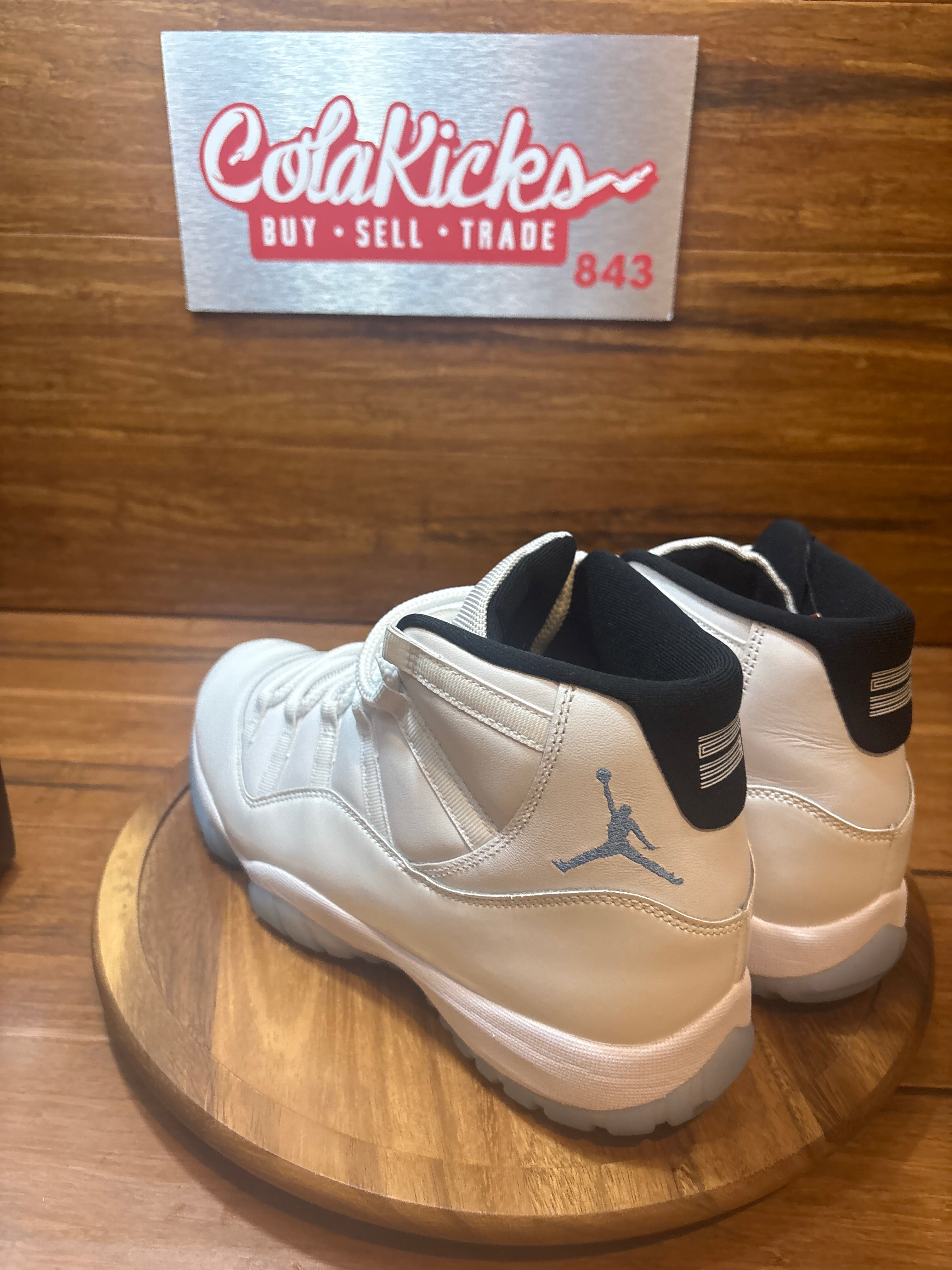 Jordan 11 Retro Legend Blue (2024)
