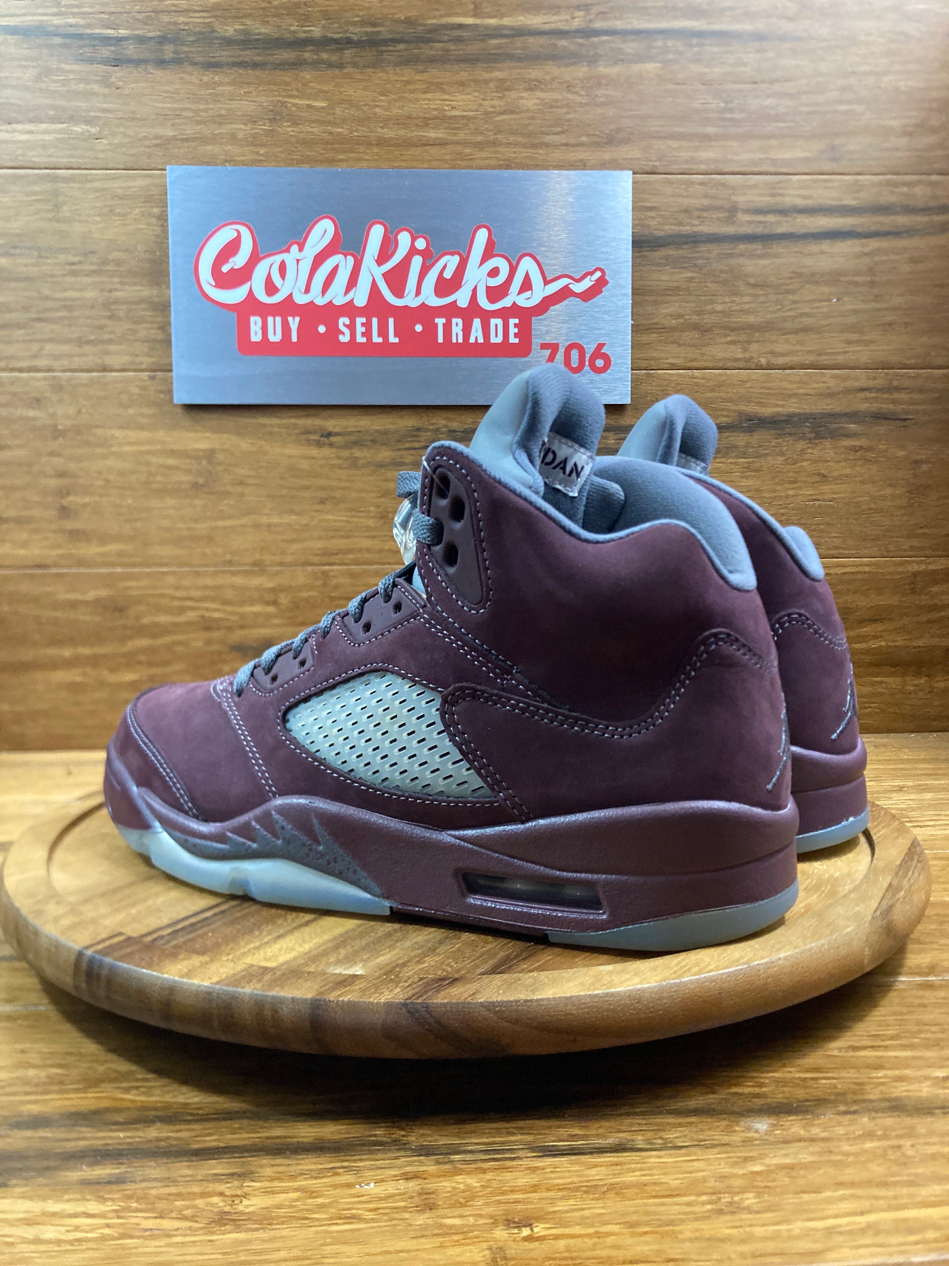 Jordan 5 Retro Burgundy (2023)