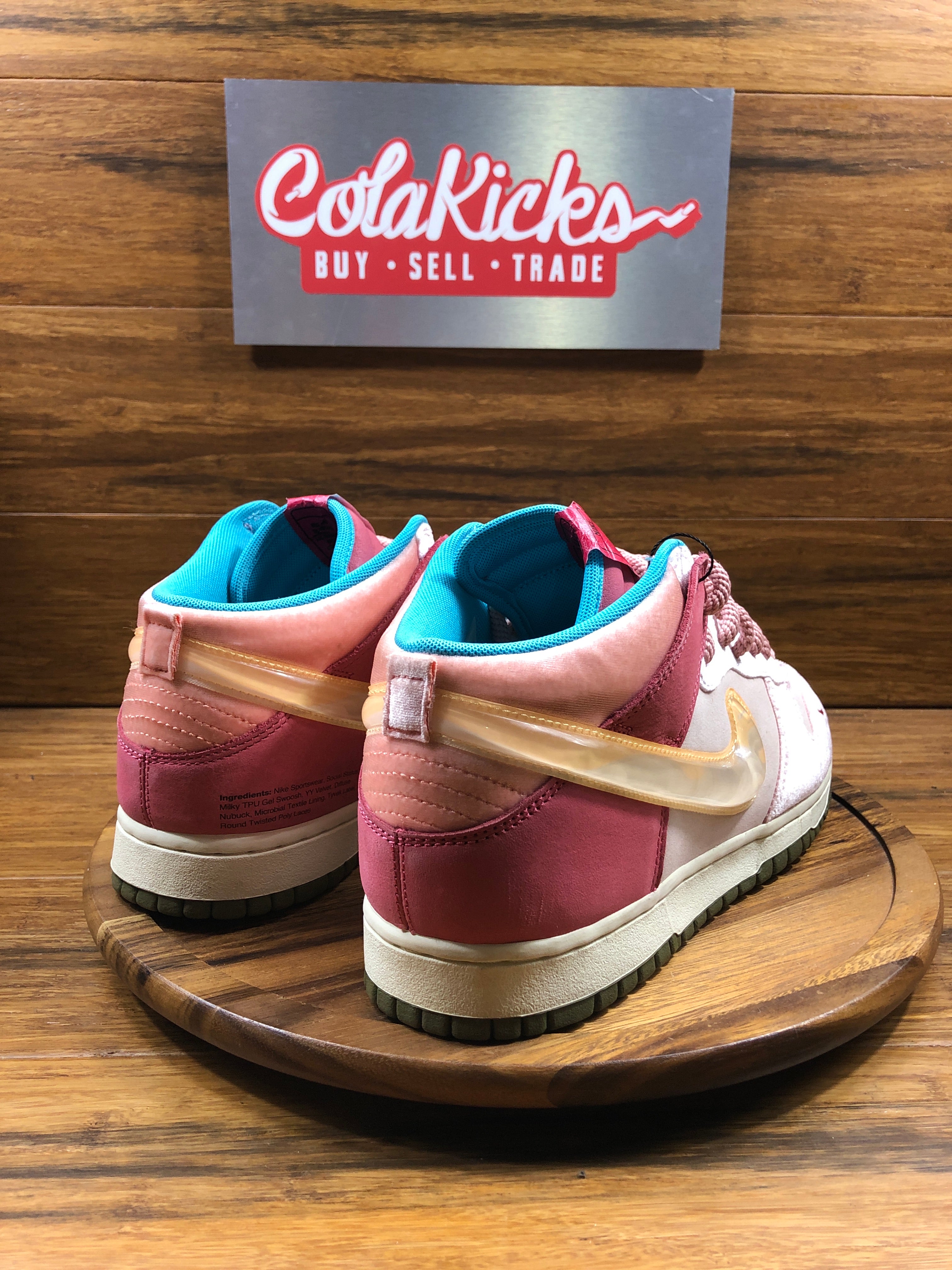 Nike Dunk Mid Social Status Free Lunch Strawberry Milk