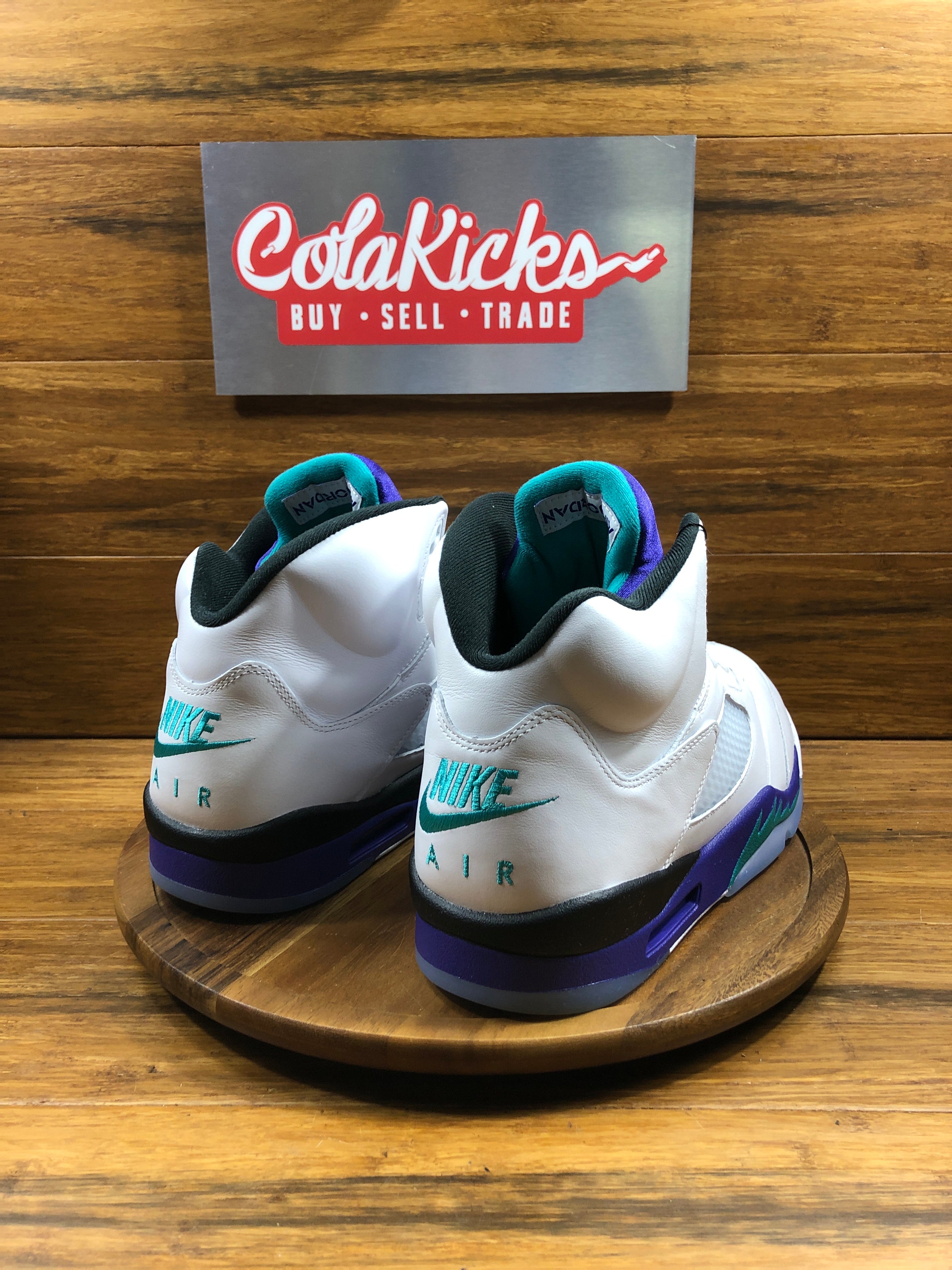 Jordan 5 Retro Grape (2025)