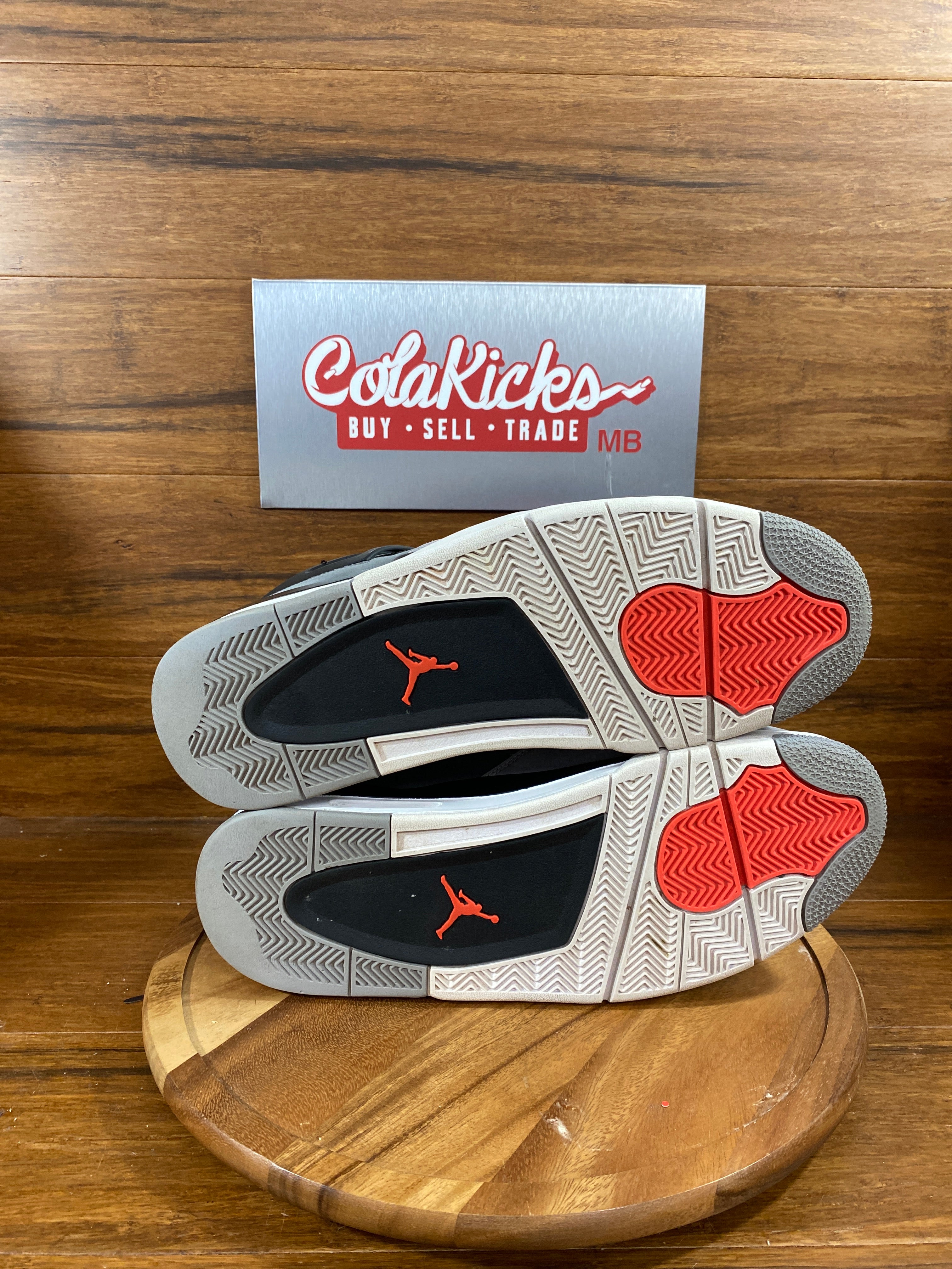 Jordan 4 Retro Infrared