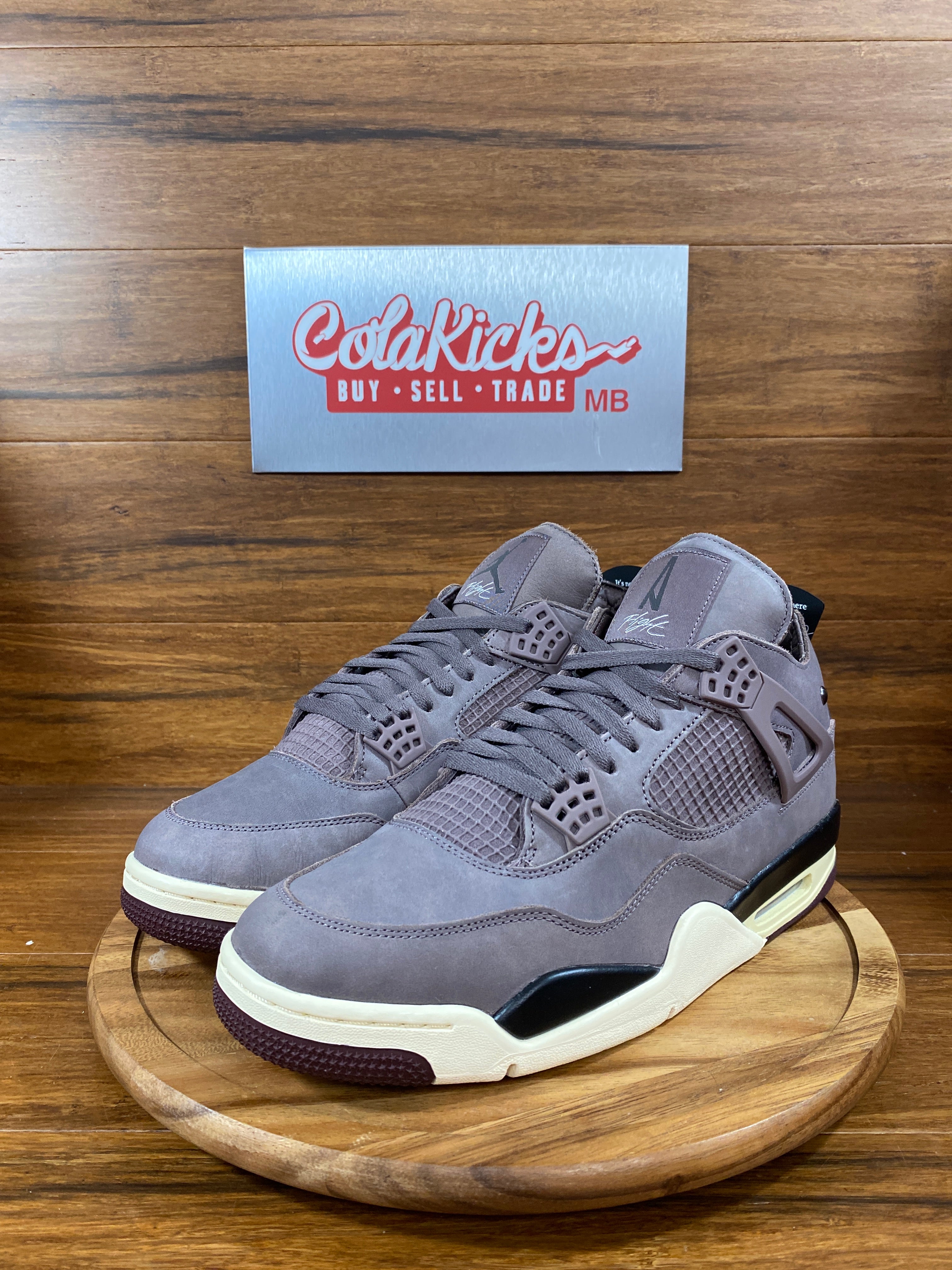 Jordan 4 Retro SP A Ma Maniére Violet Ore