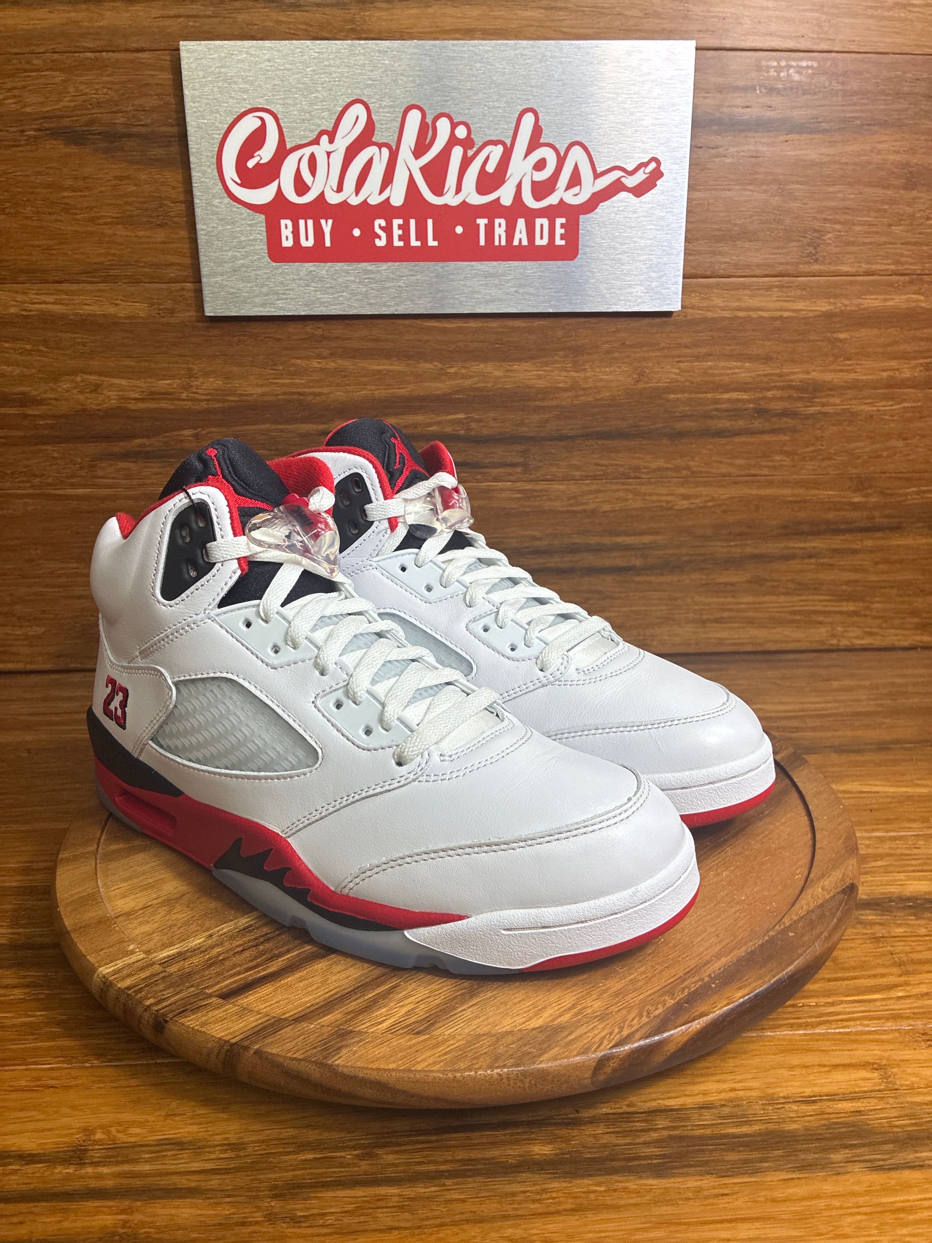 Jordan 5 Retro Fire Red Black Tongue (2025)