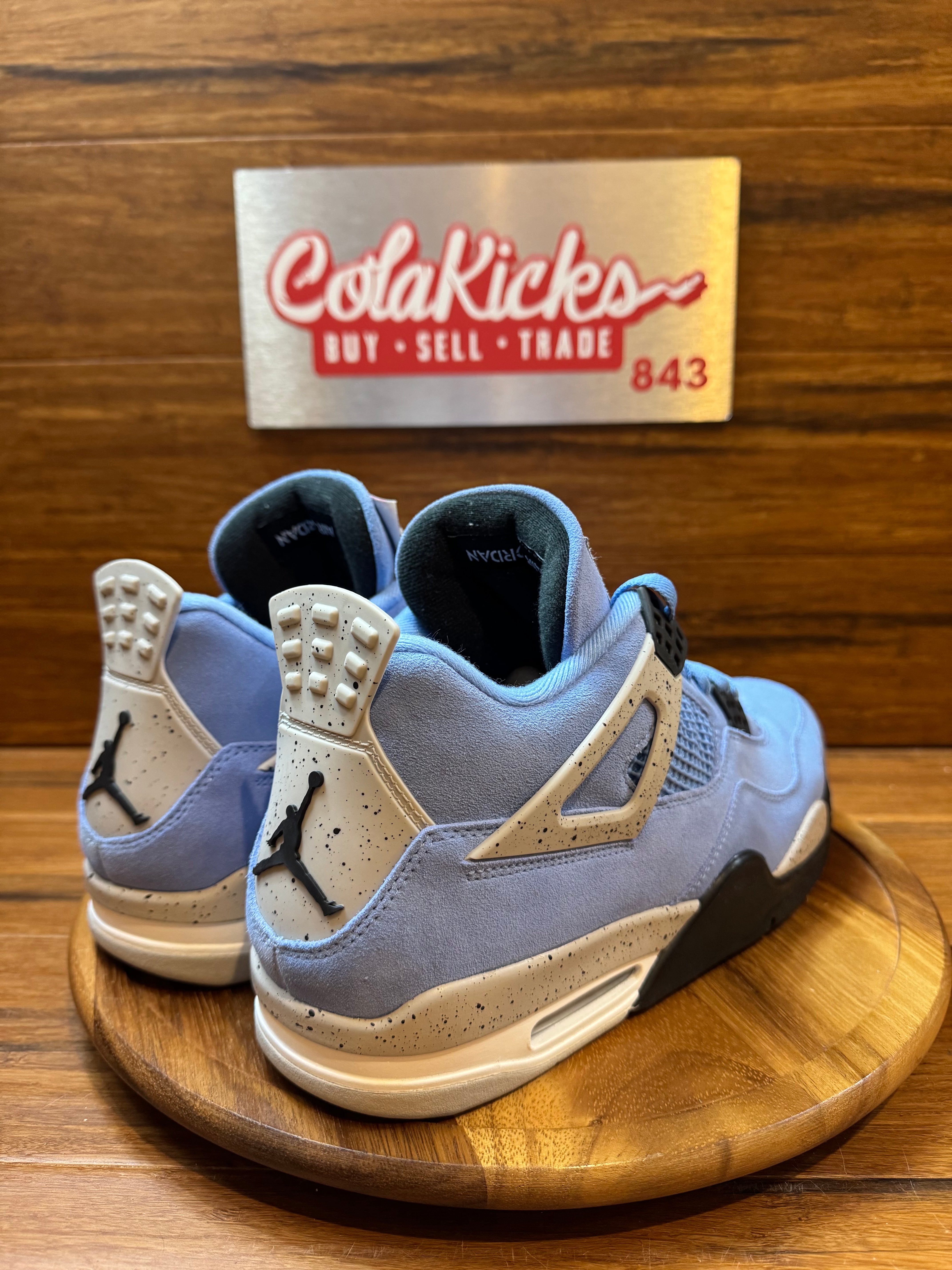Jordan 4 Retro University Blue