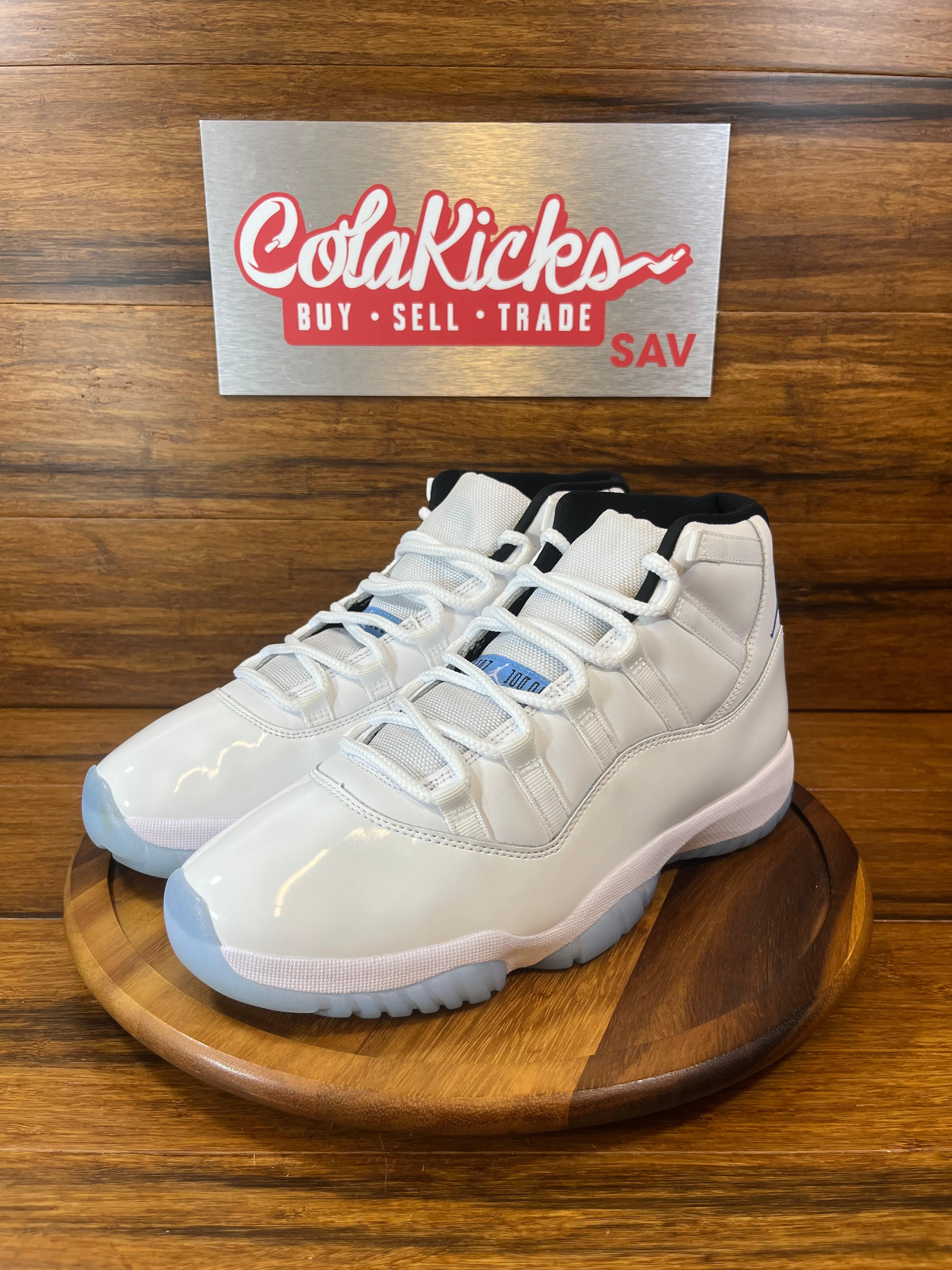 Jordan 11 Retro Legend Blue (2024)