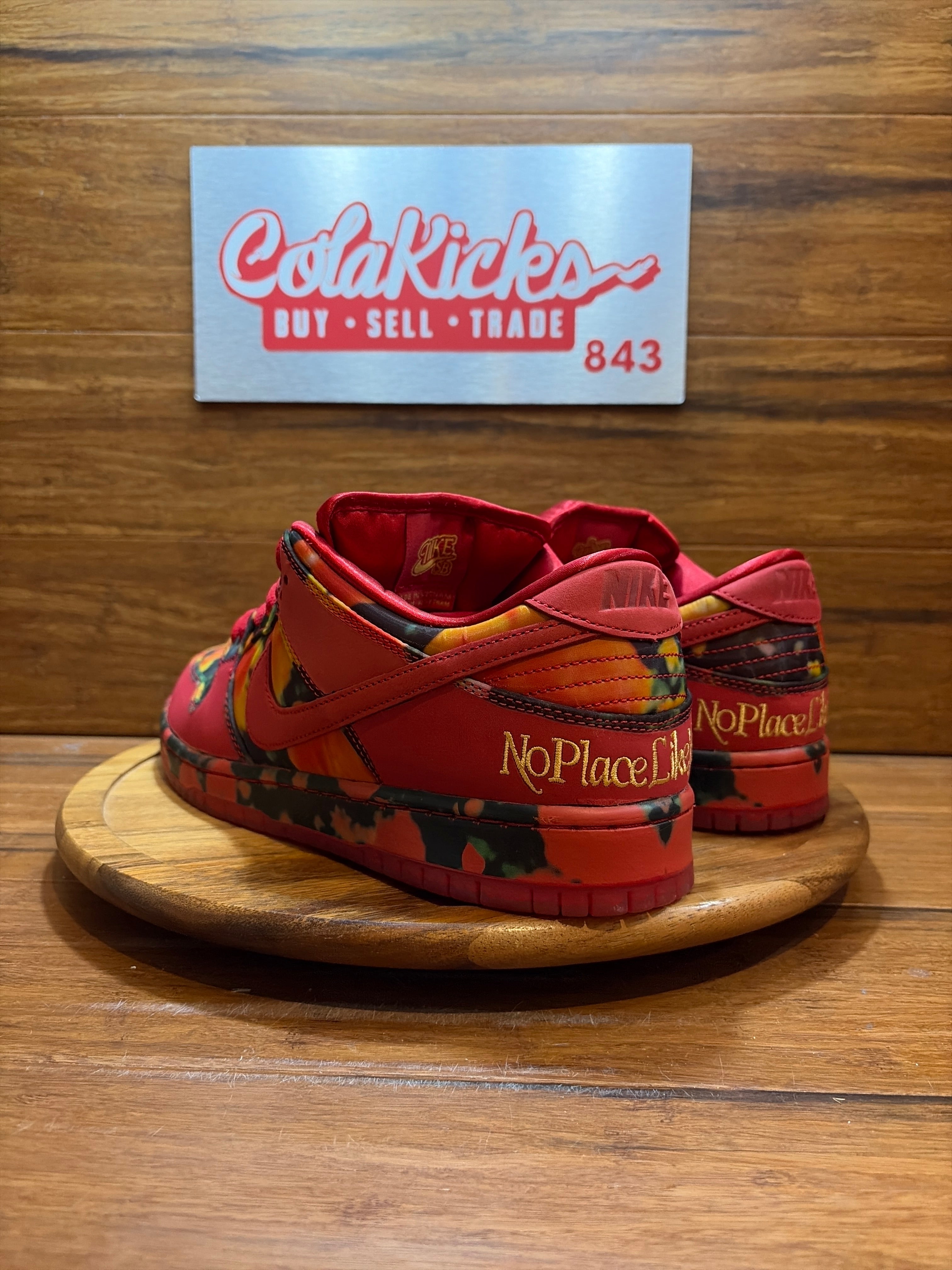 Nike SB Dunk Low The Wizard of Oz Poppy Field