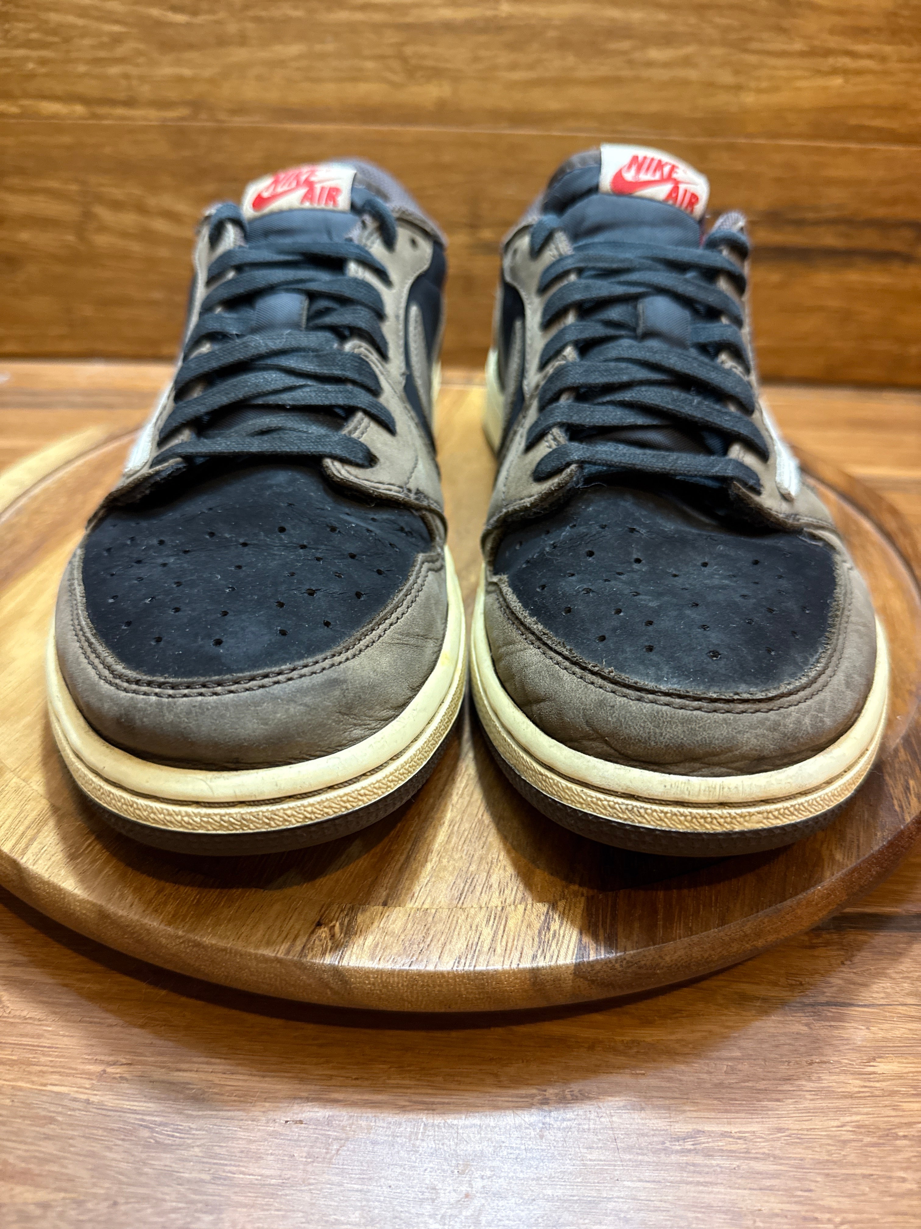 Jordan 1 Retro Low OG SP Travis Scott Mocha