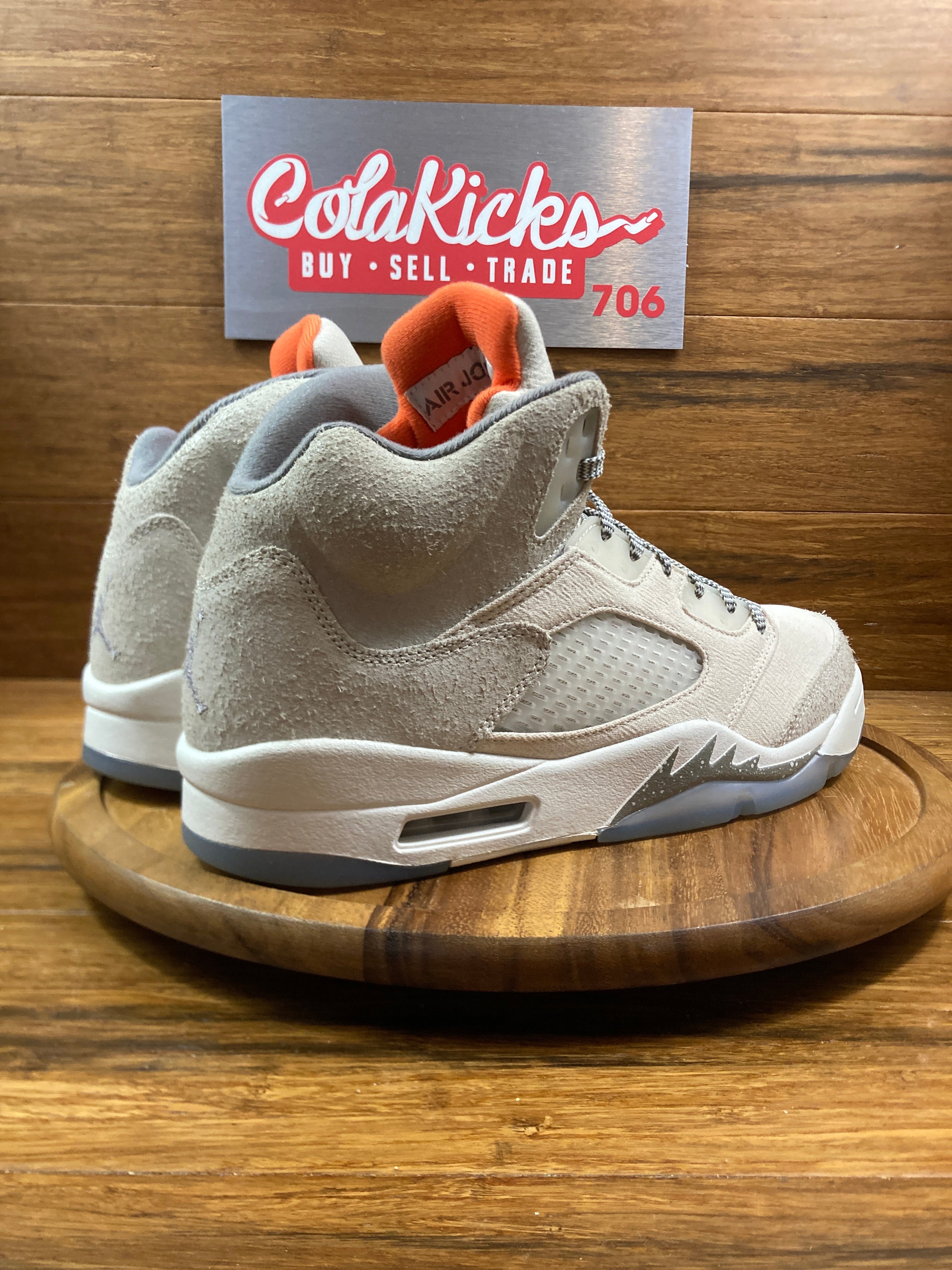 Jordan 5 Retro SE Craft Light Orewood Brown