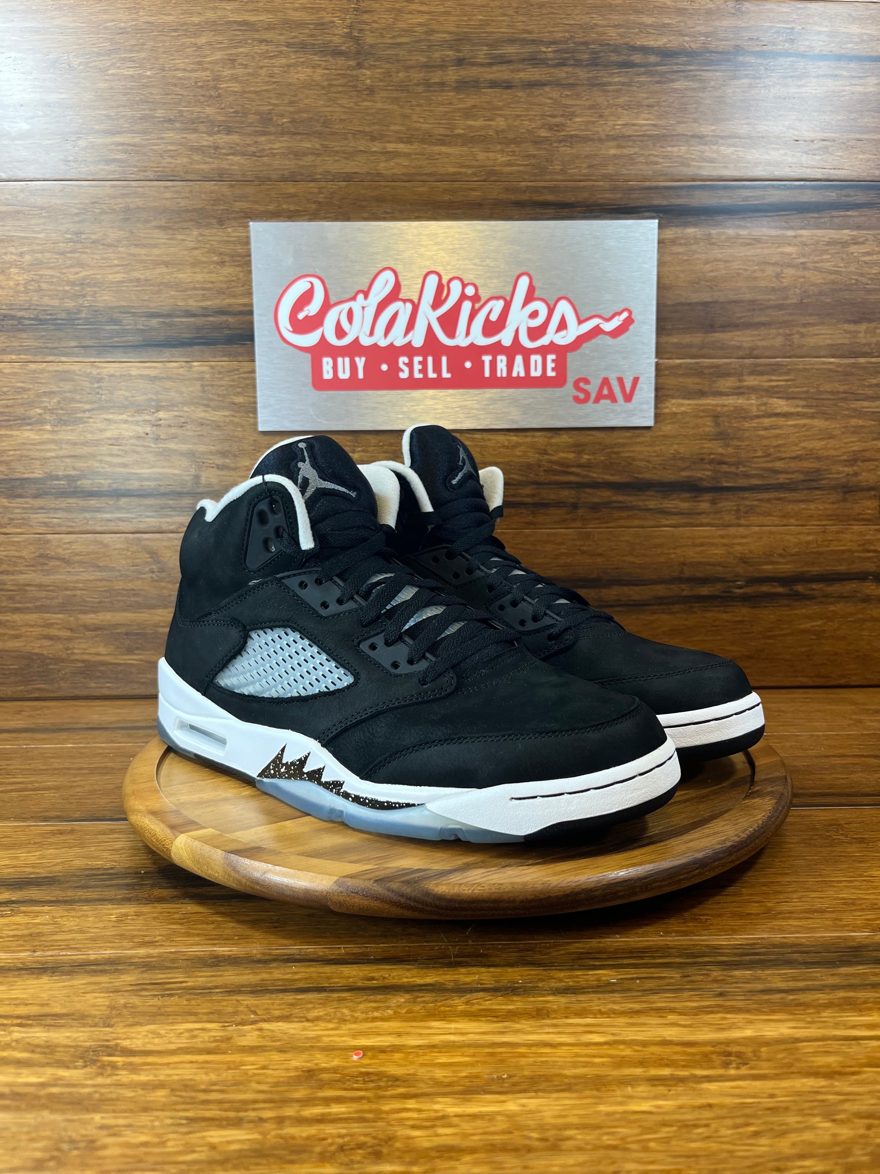 Jordan 5 Retro Moonlight (2021)