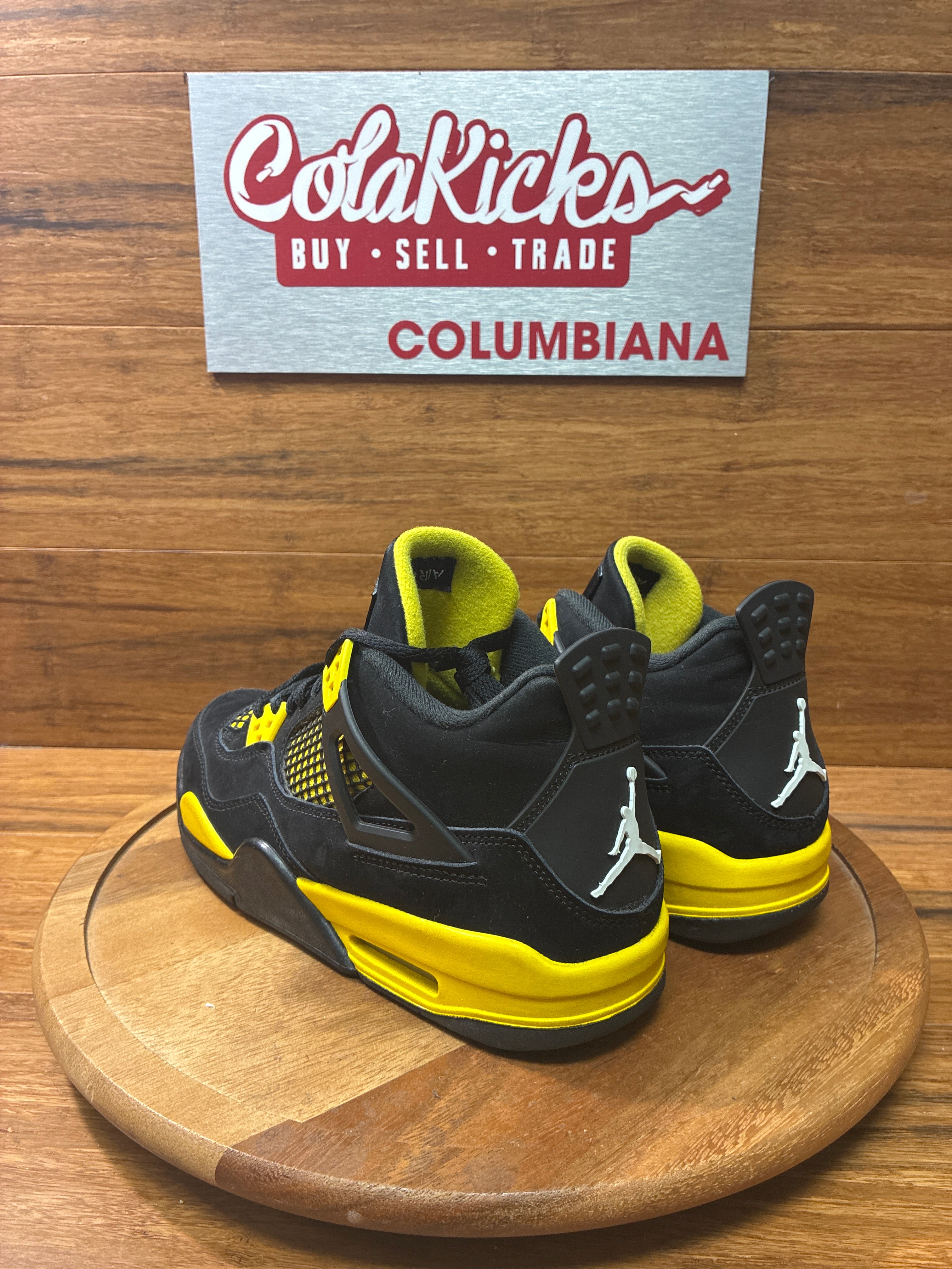 Jordan 4 Retro Thunder (2023) (GS)