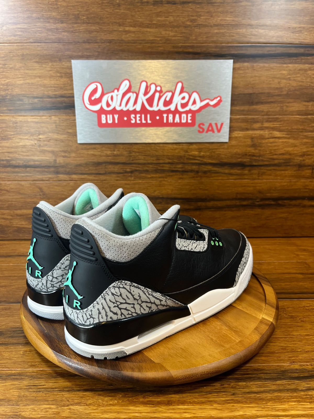 Jordan 3 Retro Green Glow
