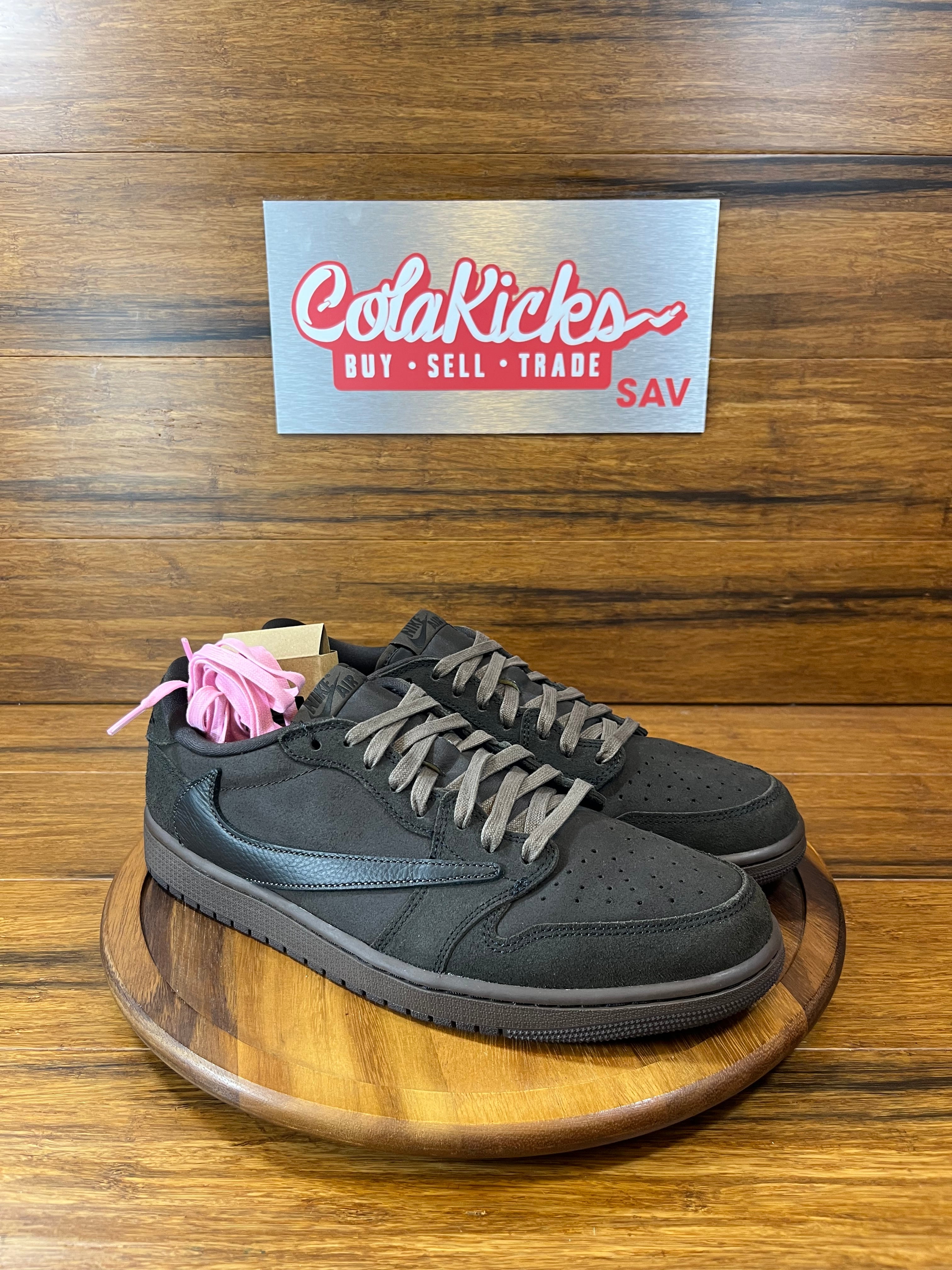 Jordan 1 Retro Low OG SP Travis Scott Velvet Brown