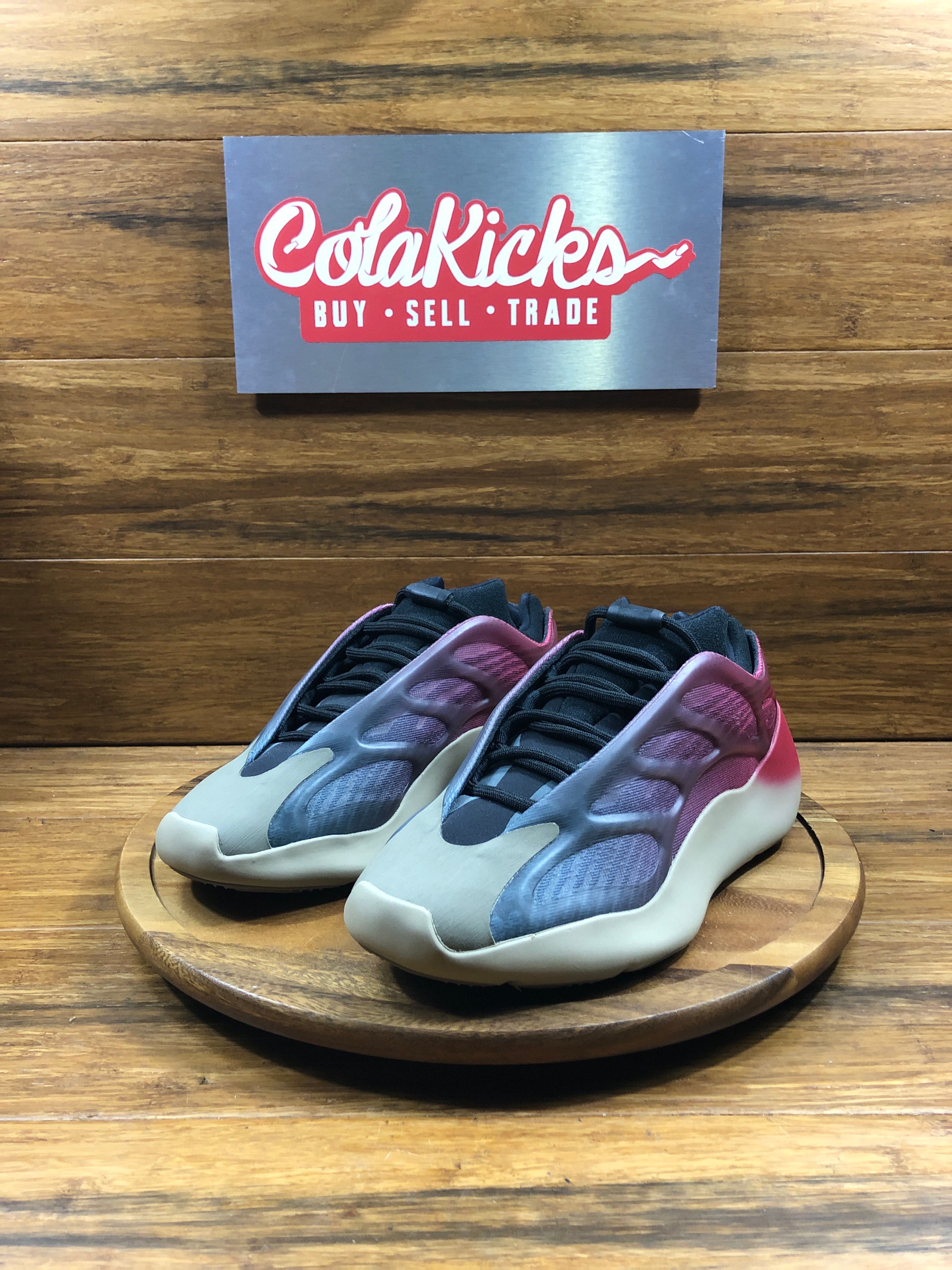 adidas Yeezy 700 V3 Fade Carbon