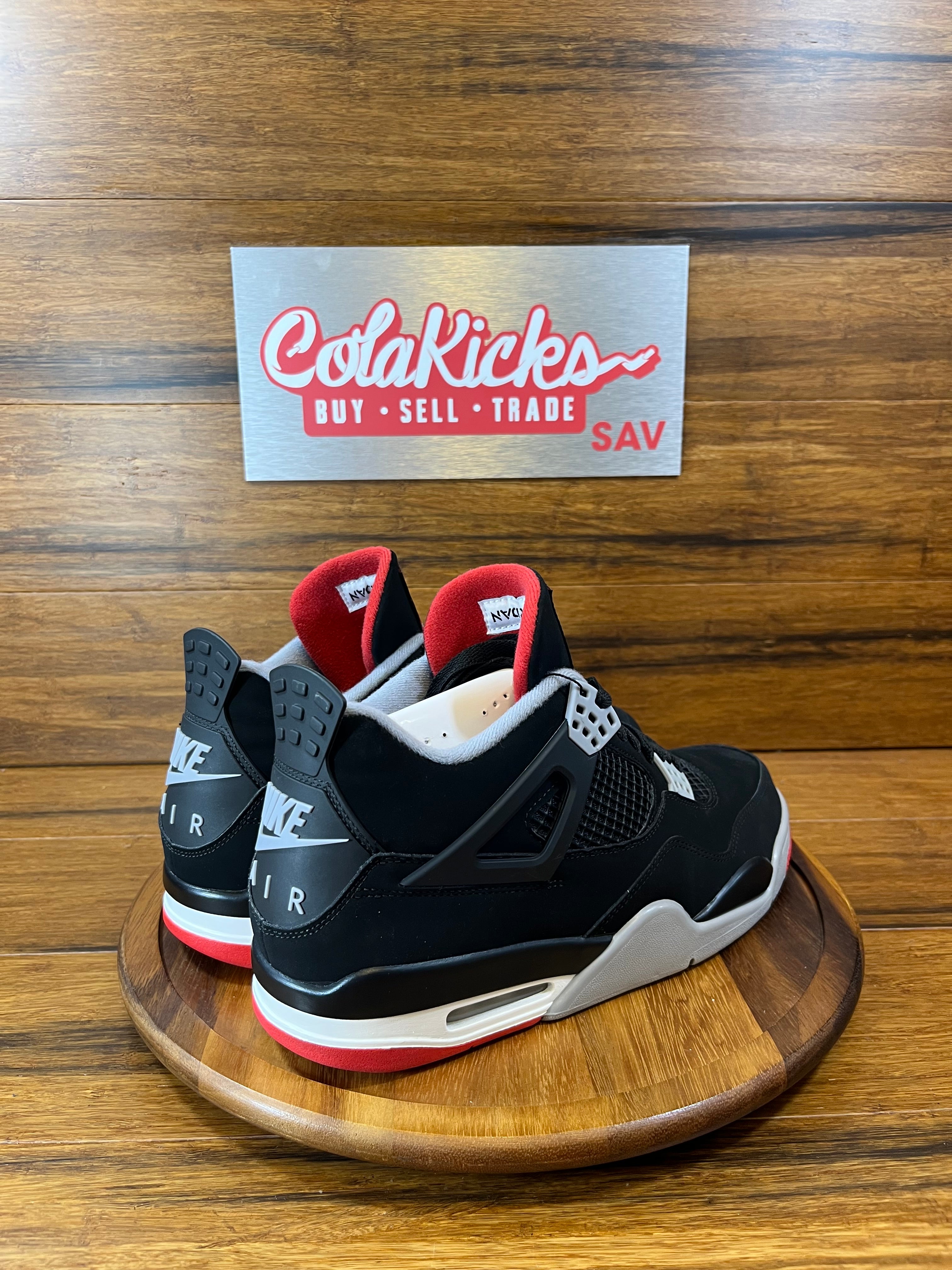 Jordan 4 Retro Bred (2019)
