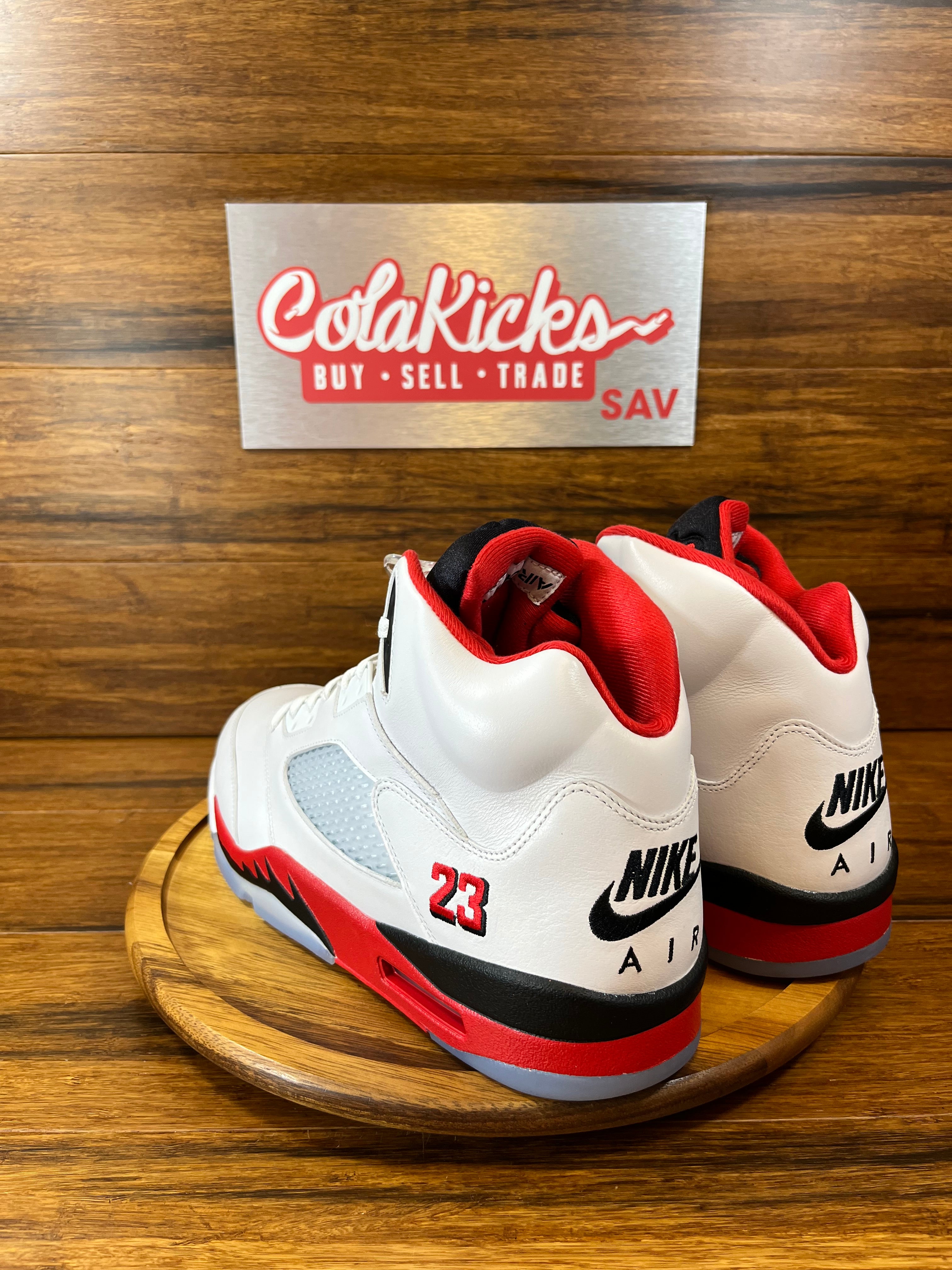 Jordan 5 Retro Fire Red Black Tongue (2025)