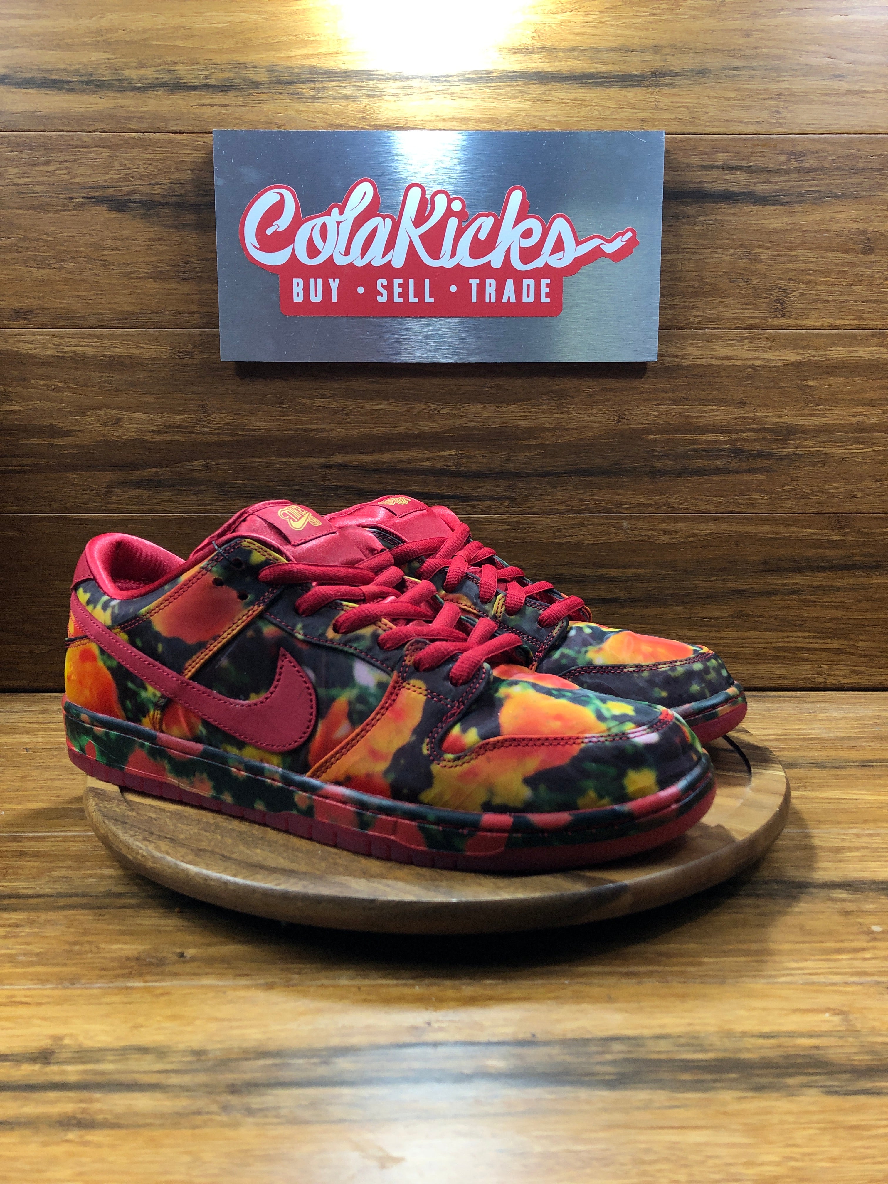 Nike SB Dunk Low The Wizard of Oz Poppy Field