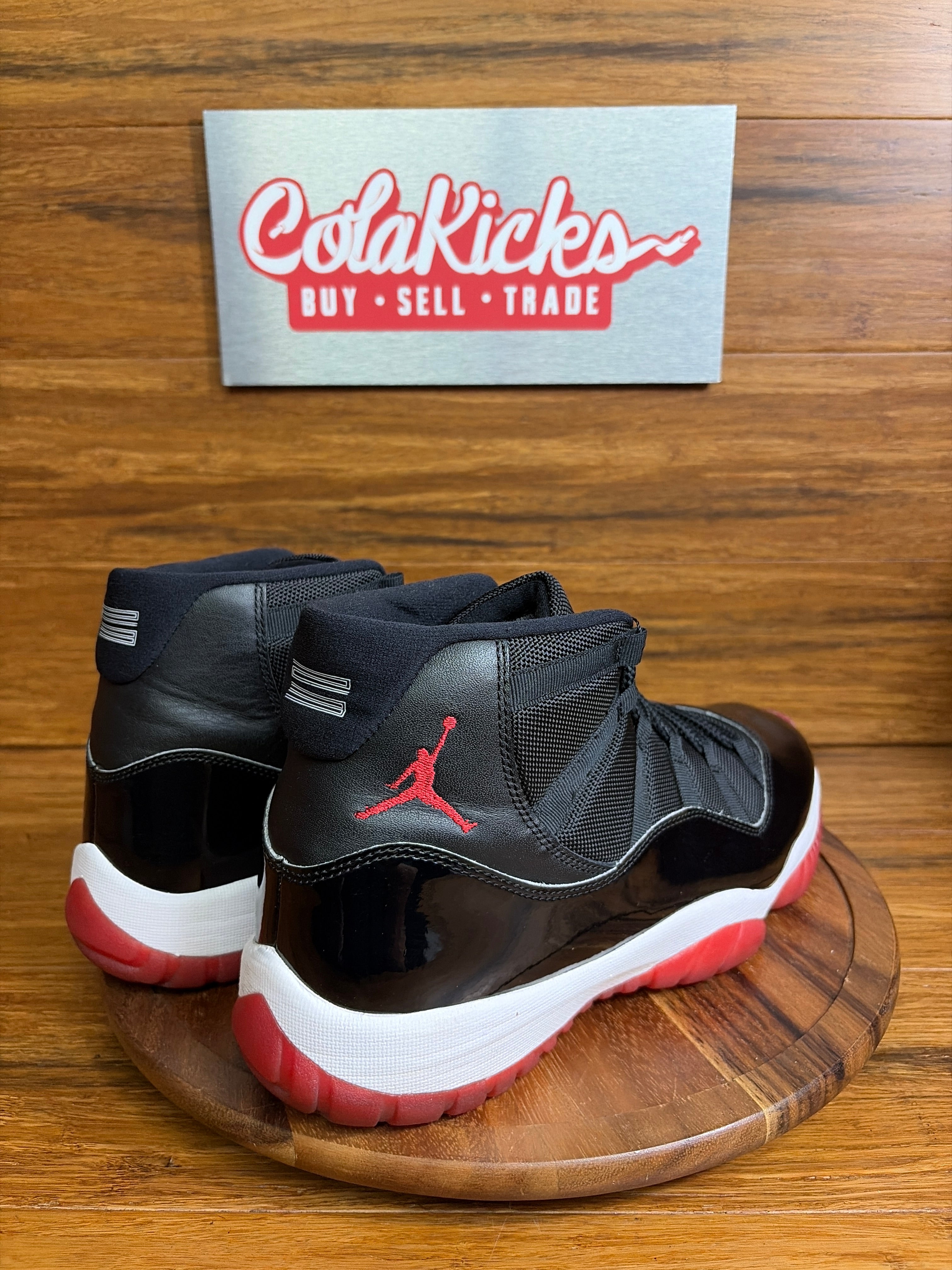 Jordan 11 Retro Playoffs Bred (2019)