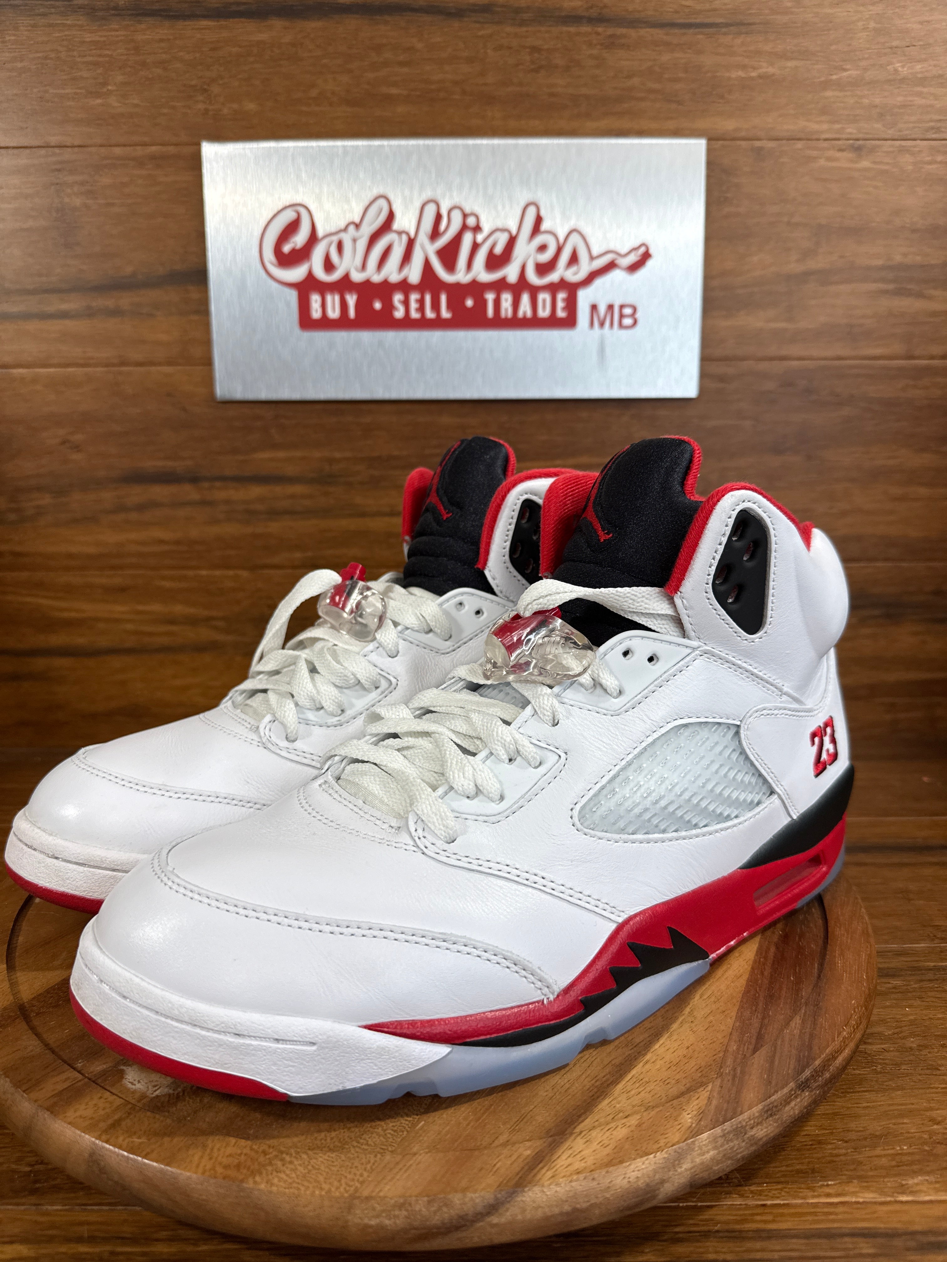 Jordan 5 Retro Fire Red Black Tongue (2025)