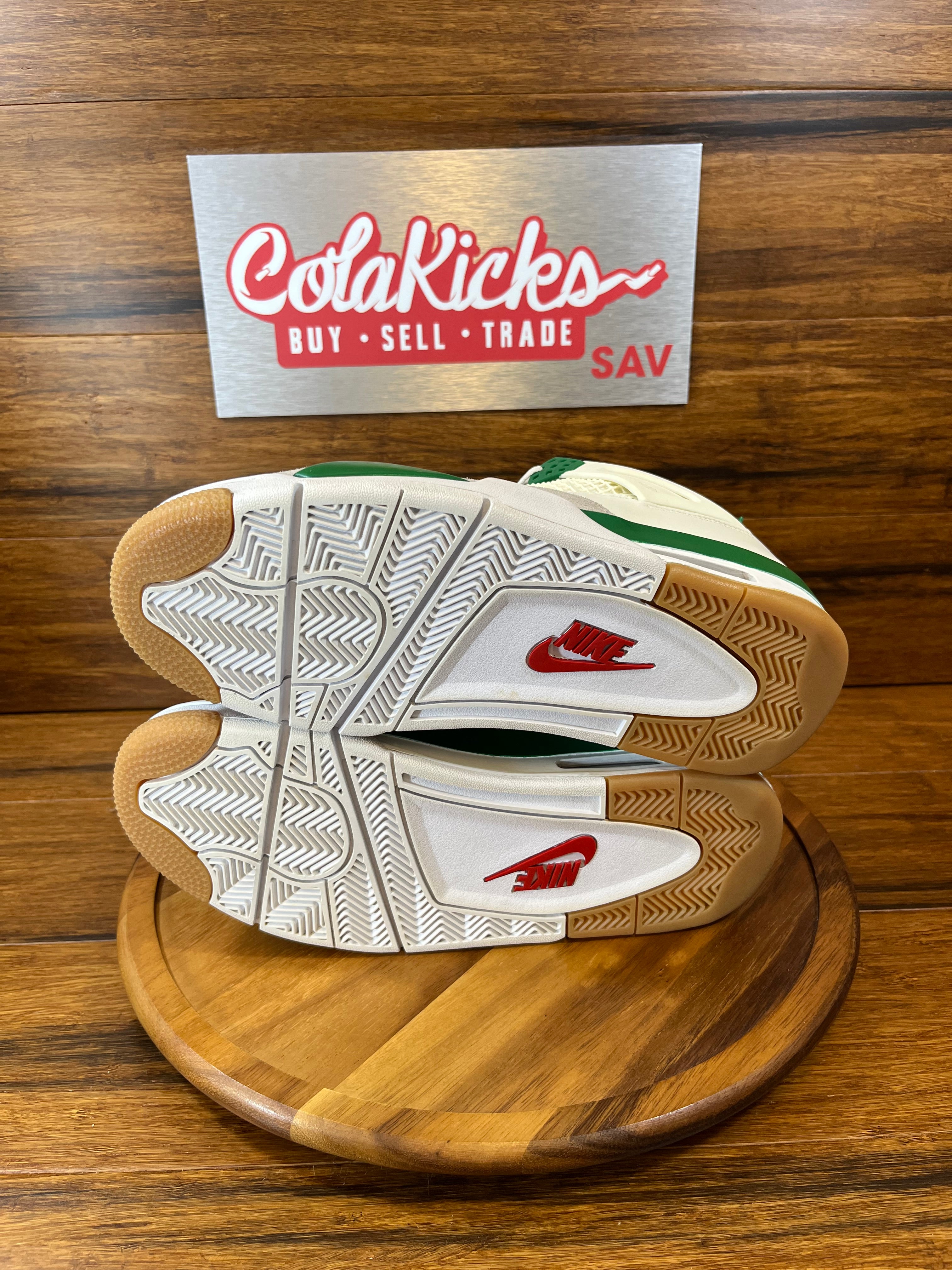 Jordan 4 Retro SB Pine Green