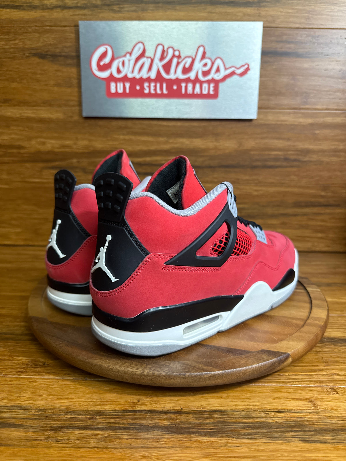 Jordan 4 Retro Toro Bravo (2026)