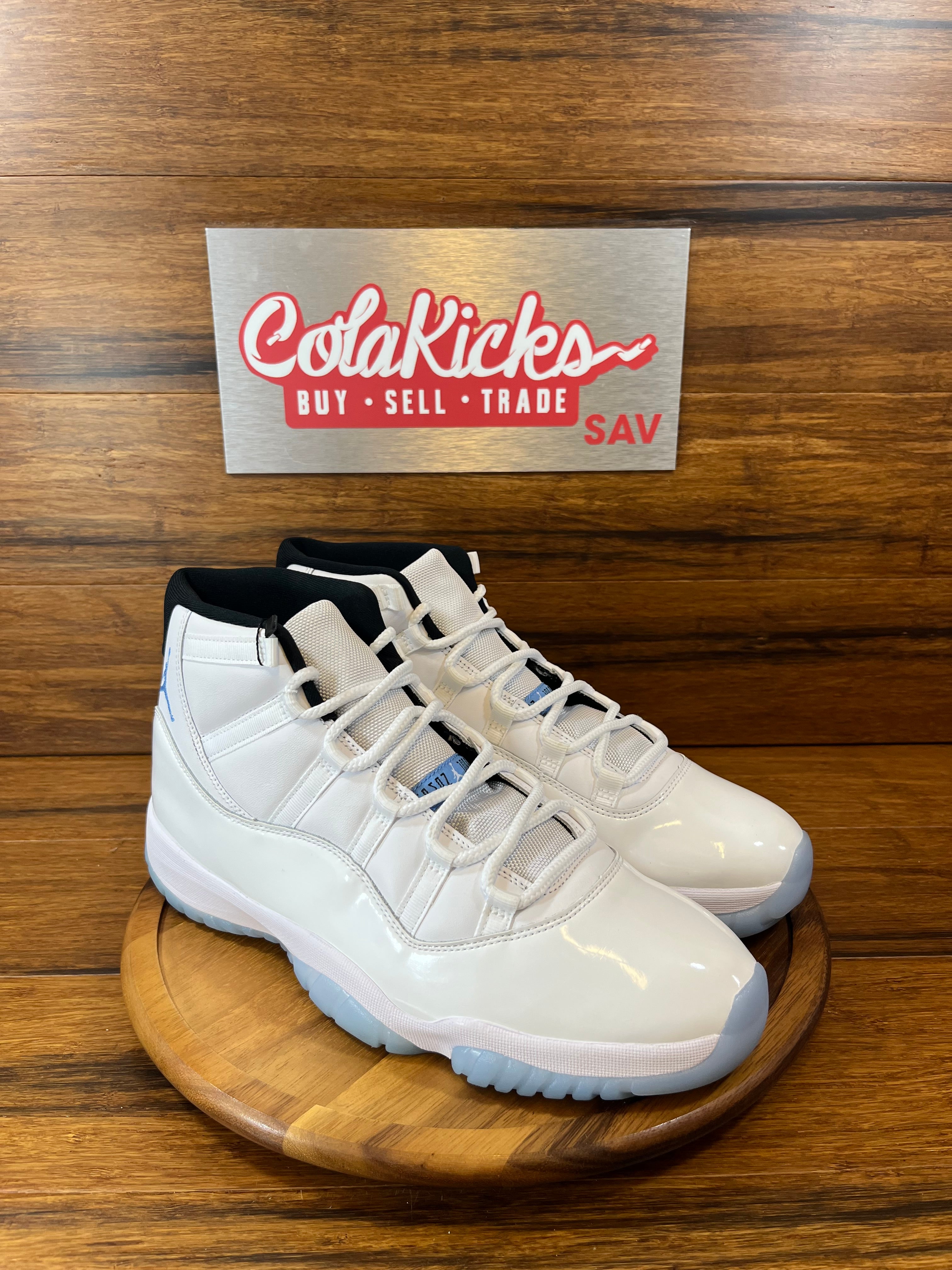 Jordan 11 Retro Legend Blue (2024)