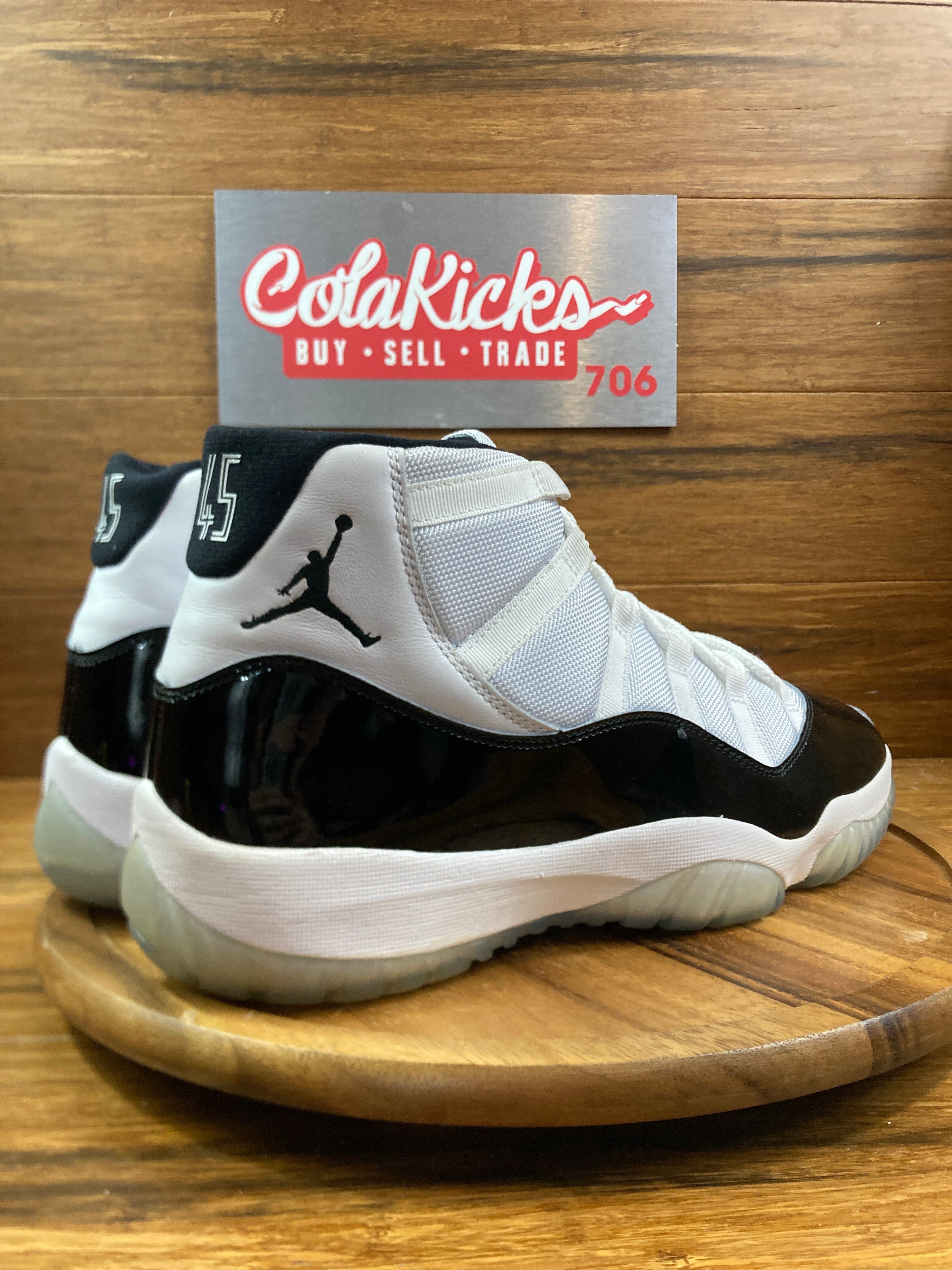 Jordan 11 Retro Concord (2018)